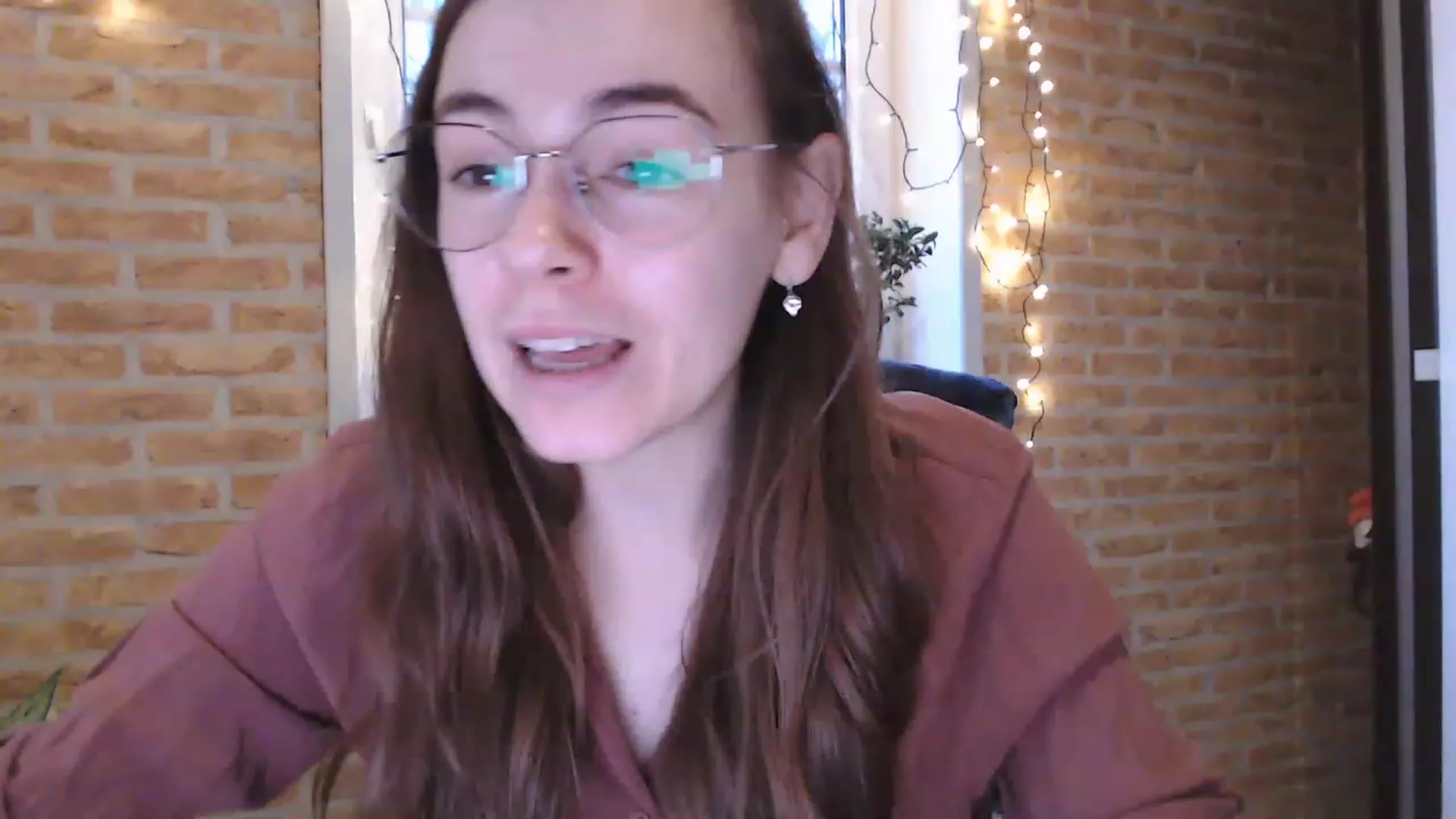 Gallery image thumbnail from Ammeliy's myfreecams stream on, 01/29/2023, 08:07 image 5 of 20