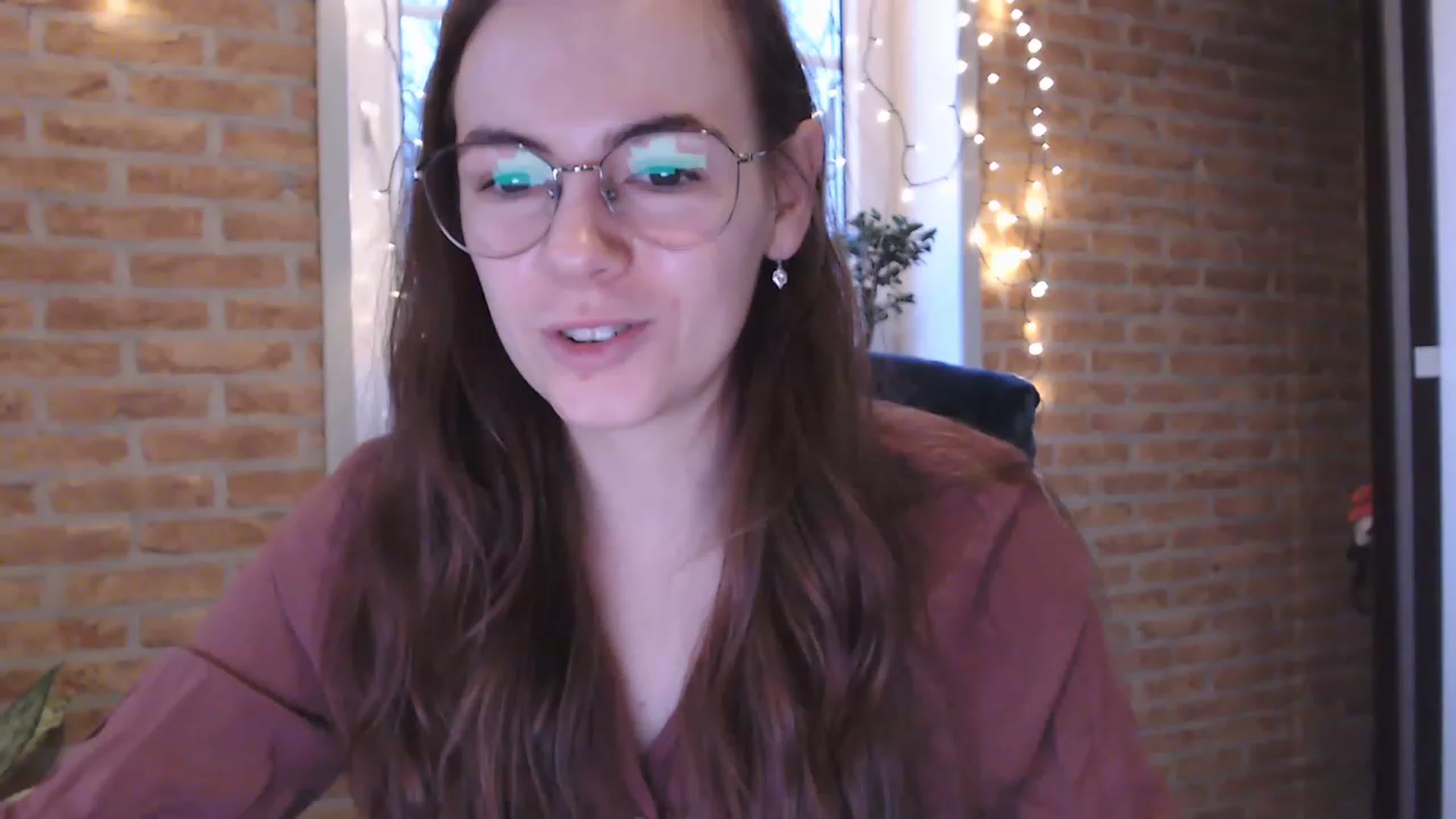 Gallery image thumbnail from Ammeliy's myfreecams stream on, 01/29/2023, 08:07 image 2 of 20