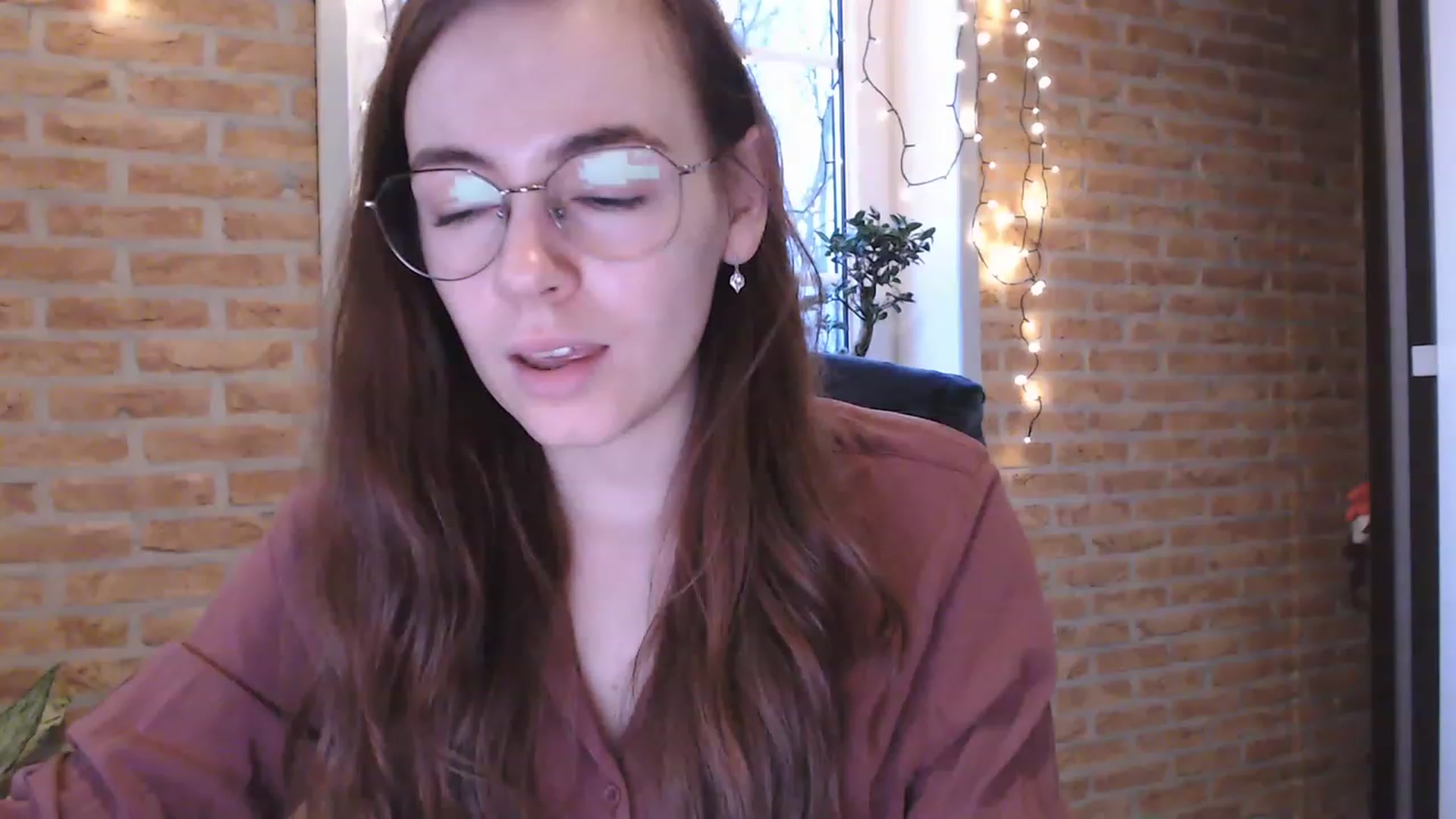 Gallery image thumbnail from Ammeliy's myfreecams stream on, 01/29/2023, 08:07 image 10 of 20
