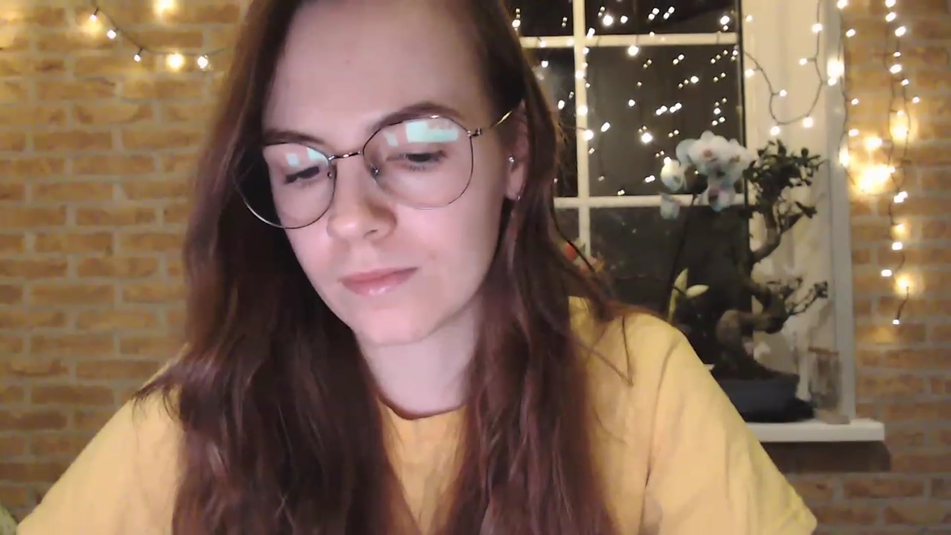 Gallery image thumbnail from Ammeliy's myfreecams stream on, 02/03/2023, 18:11 image 12 of 20