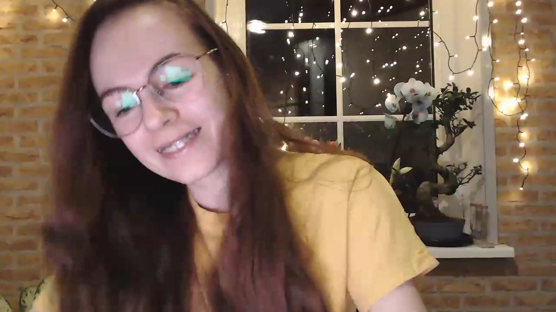Gallery image thumbnail from Ammeliy's myfreecams stream on, 02/03/2023, 18:11 image 10 of 20
