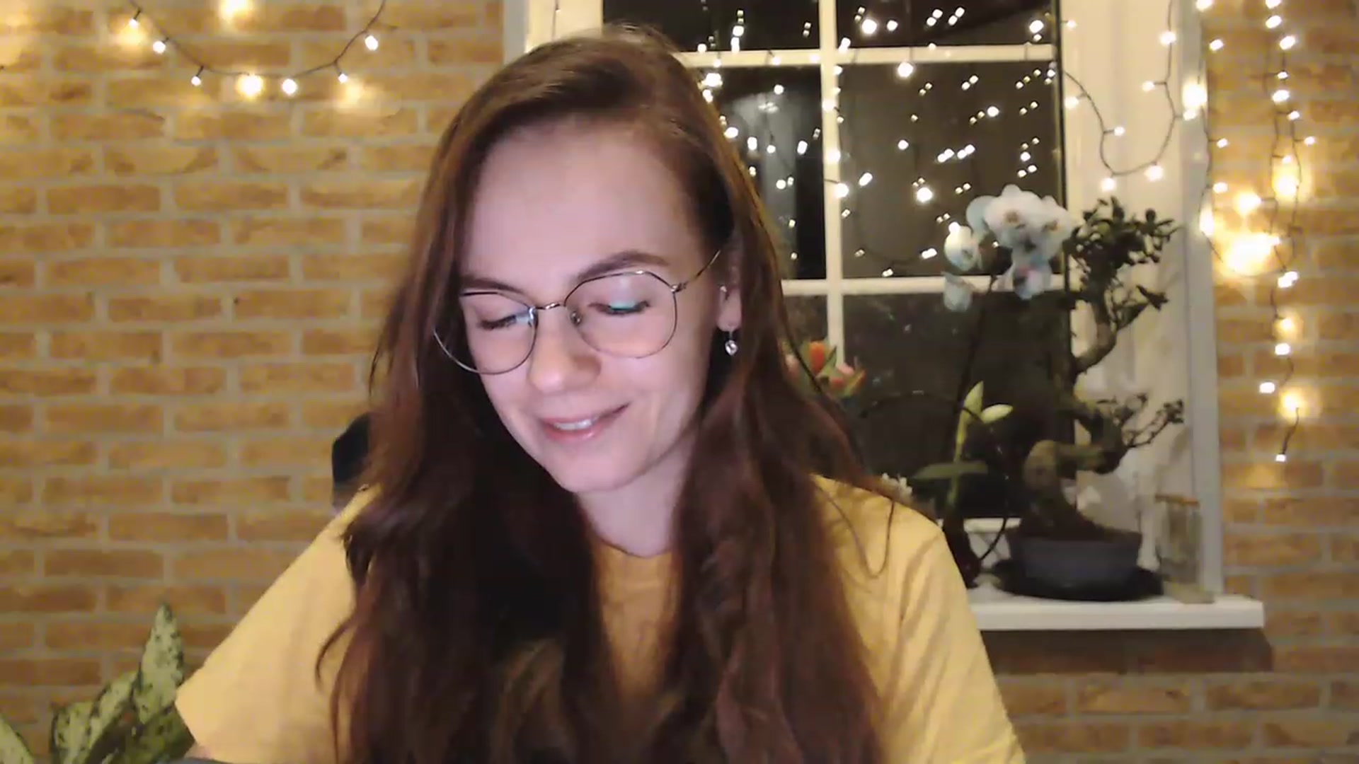 Gallery image thumbnail from Ammeliy's myfreecams stream on, 02/03/2023, 18:11 image 13 of 20