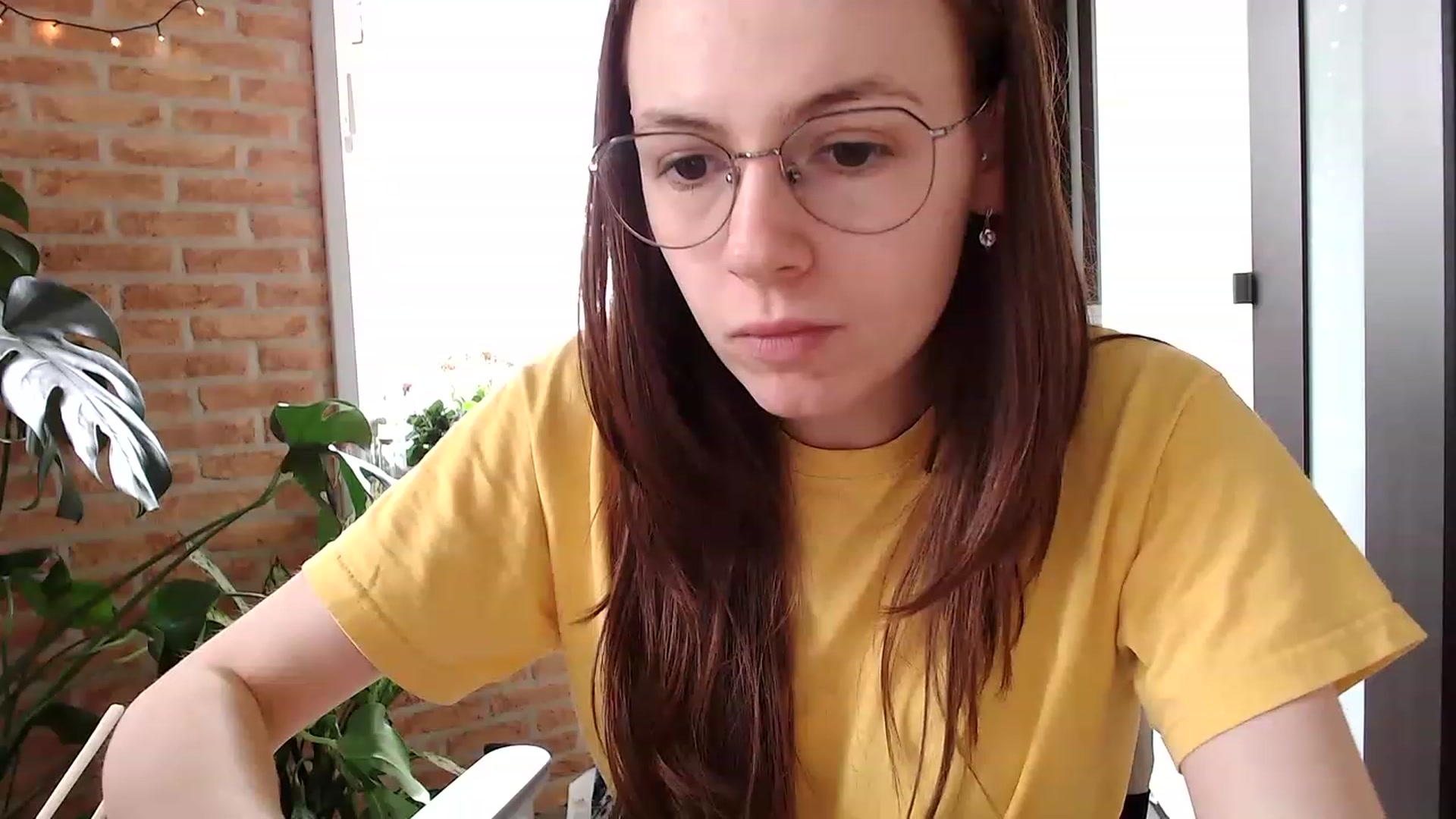 Gallery image thumbnail from Ammeliy's myfreecams stream on, 03/26/2023, 15:54 image 12 of 20