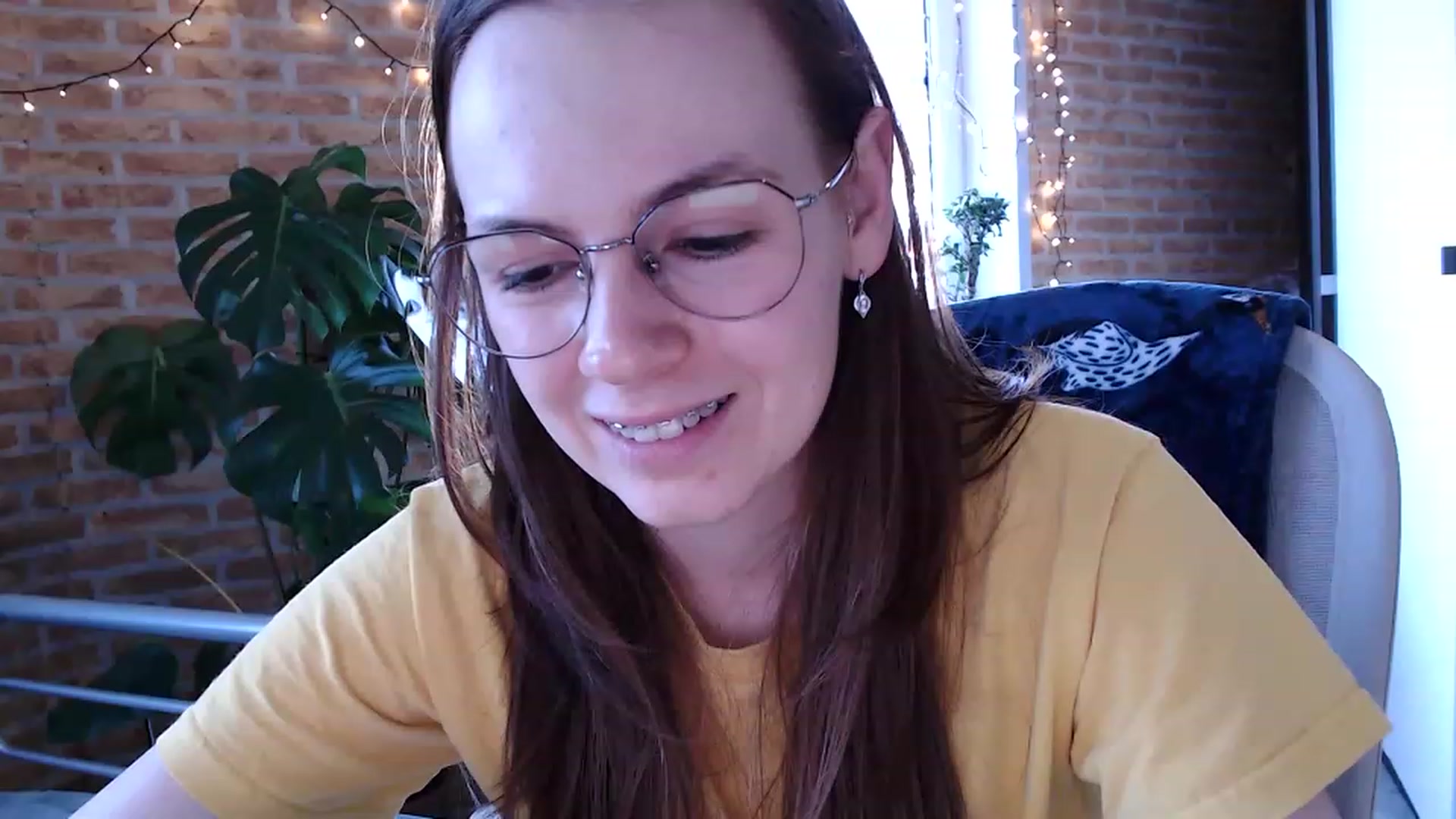 Gallery image thumbnail from Ammeliy's myfreecams stream on, 03/26/2023, 17:55 image 7 of 20