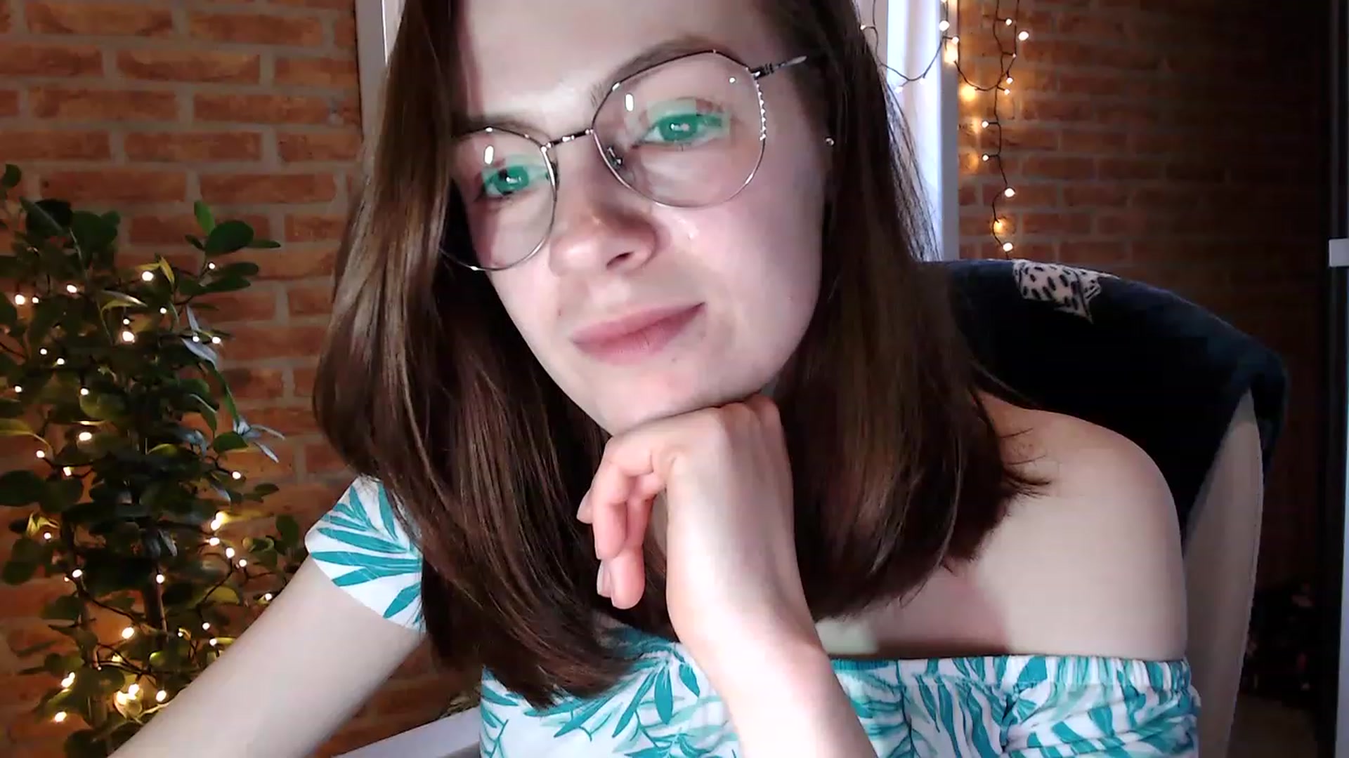 Gallery image thumbnail from Ammeliy's myfreecams stream on, 06/08/2023, 19:34 image 20 of 20