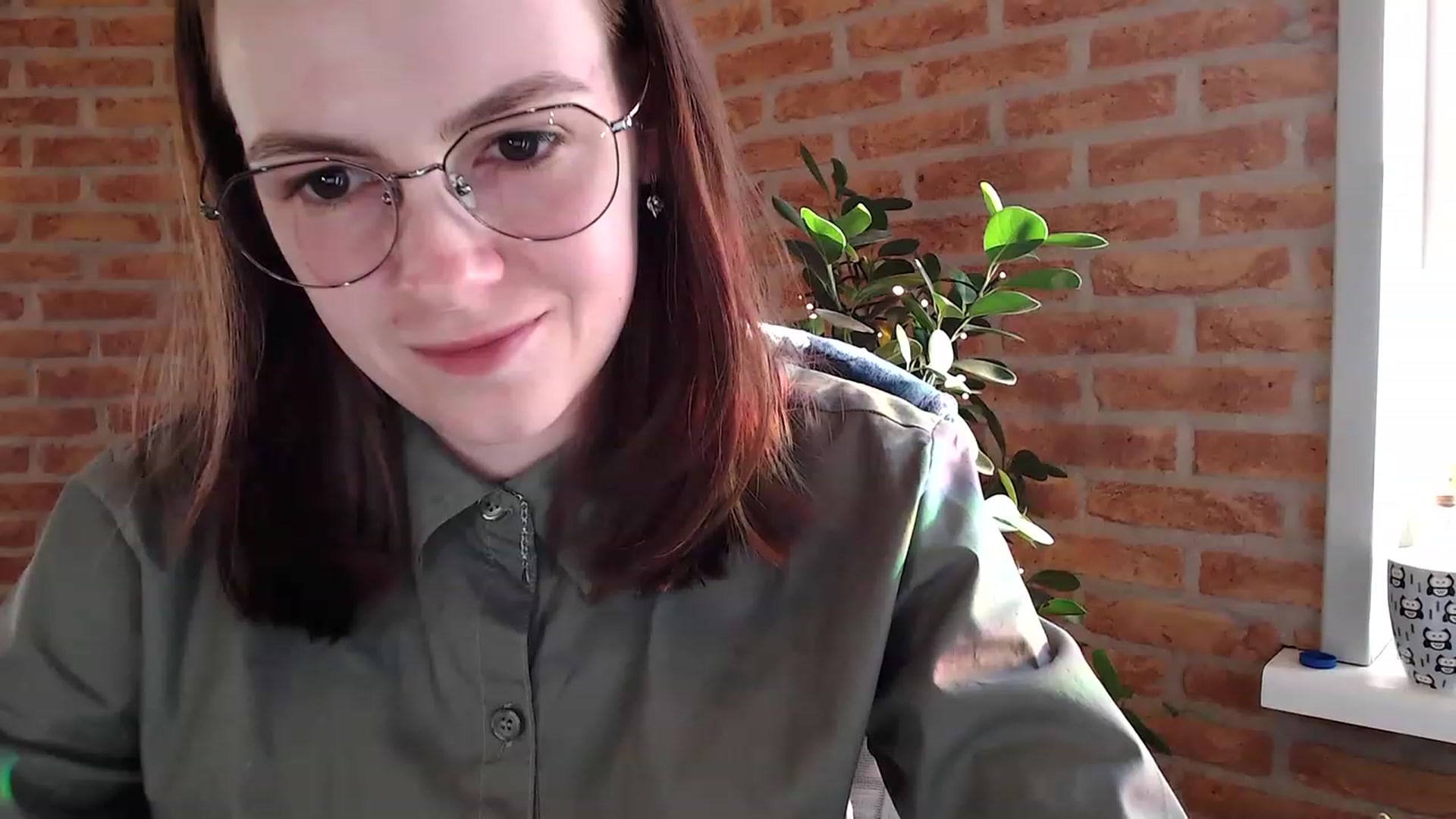Gallery image thumbnail from Ammeliy's myfreecams stream on, 06/08/2023, 19:34 image 2 of 20