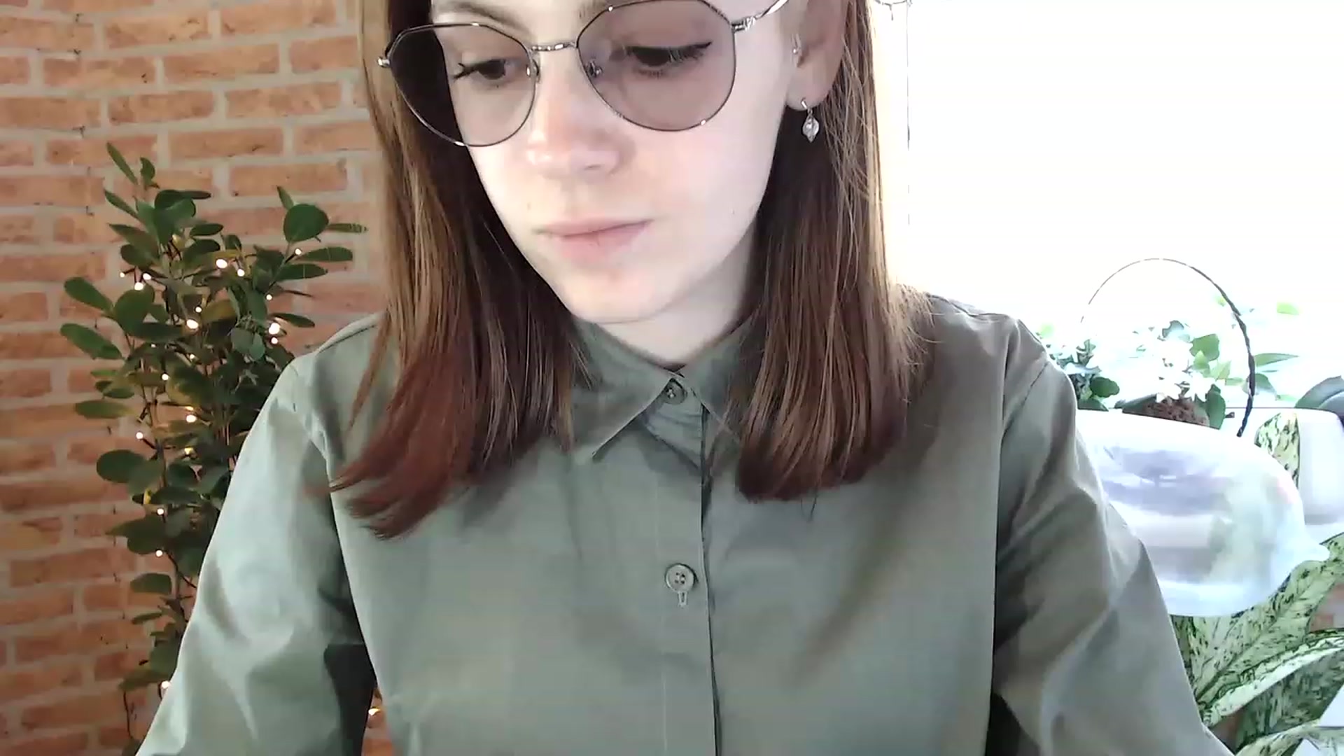 Gallery image thumbnail from Ammeliy's myfreecams stream on, 06/09/2023, 09:30 image 17 of 20