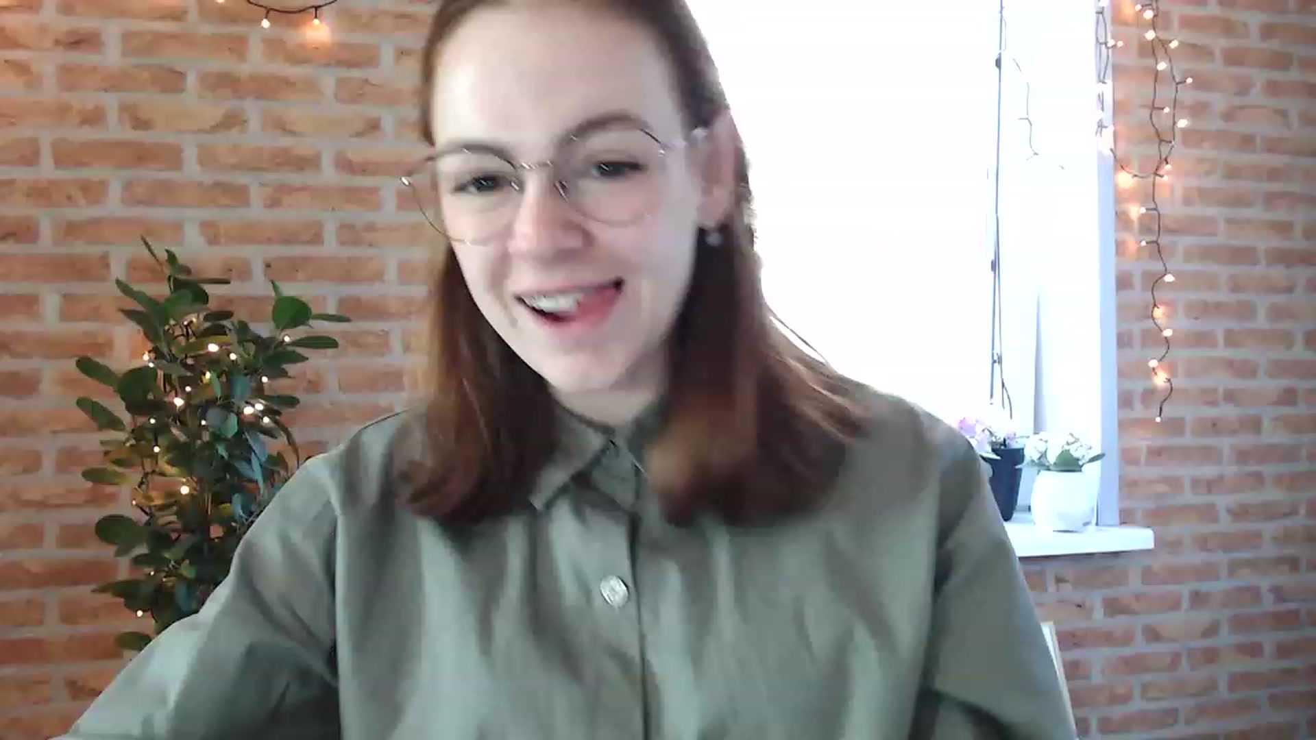 Gallery image thumbnail from Ammeliy's myfreecams stream on, 06/09/2023, 09:30 image 1 of 20