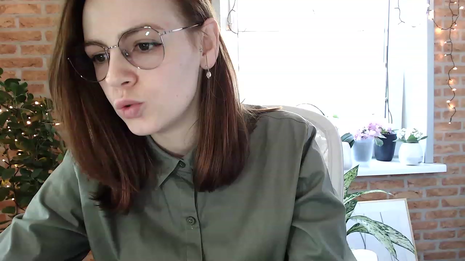 Gallery image thumbnail from Ammeliy's myfreecams stream on, 06/09/2023, 09:30 image 18 of 20