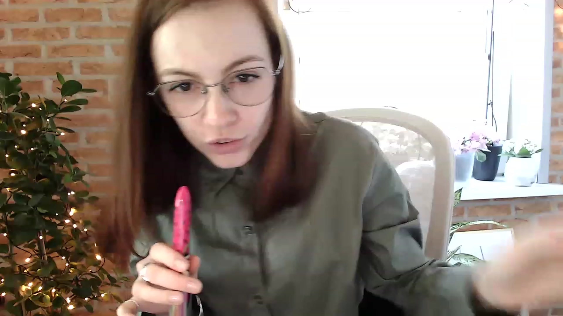 Gallery image thumbnail from Ammeliy's myfreecams stream on, 06/09/2023, 10:36 image 17 of 20