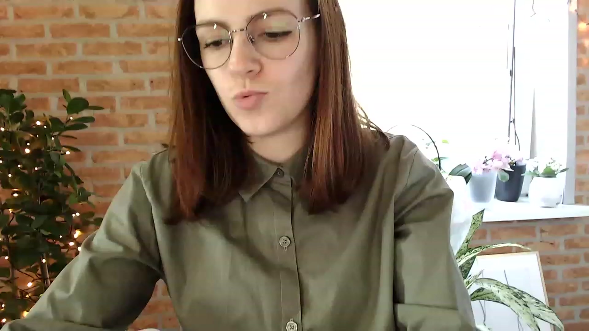 Gallery image thumbnail from Ammeliy's myfreecams stream on, 06/09/2023, 10:36 image 18 of 20