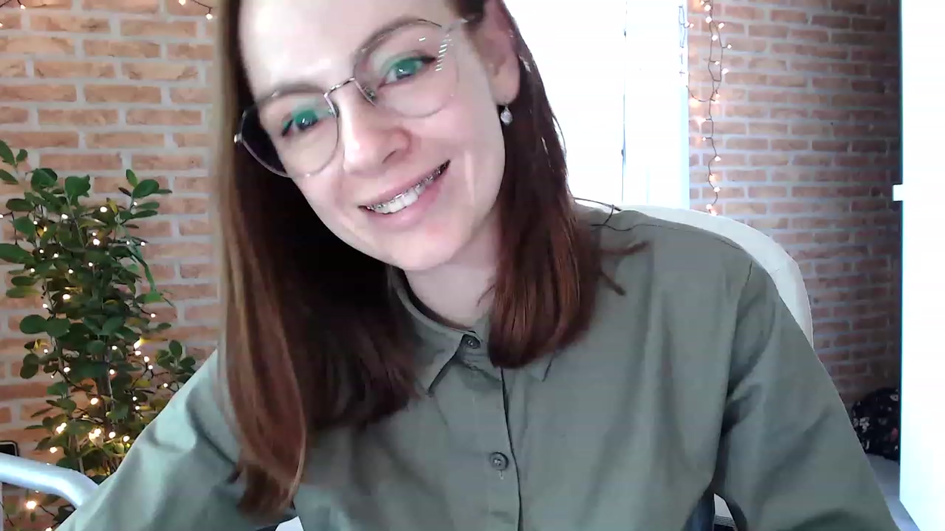 Gallery image thumbnail from Ammeliy's myfreecams stream on, 06/09/2023, 11:30 image 13 of 20