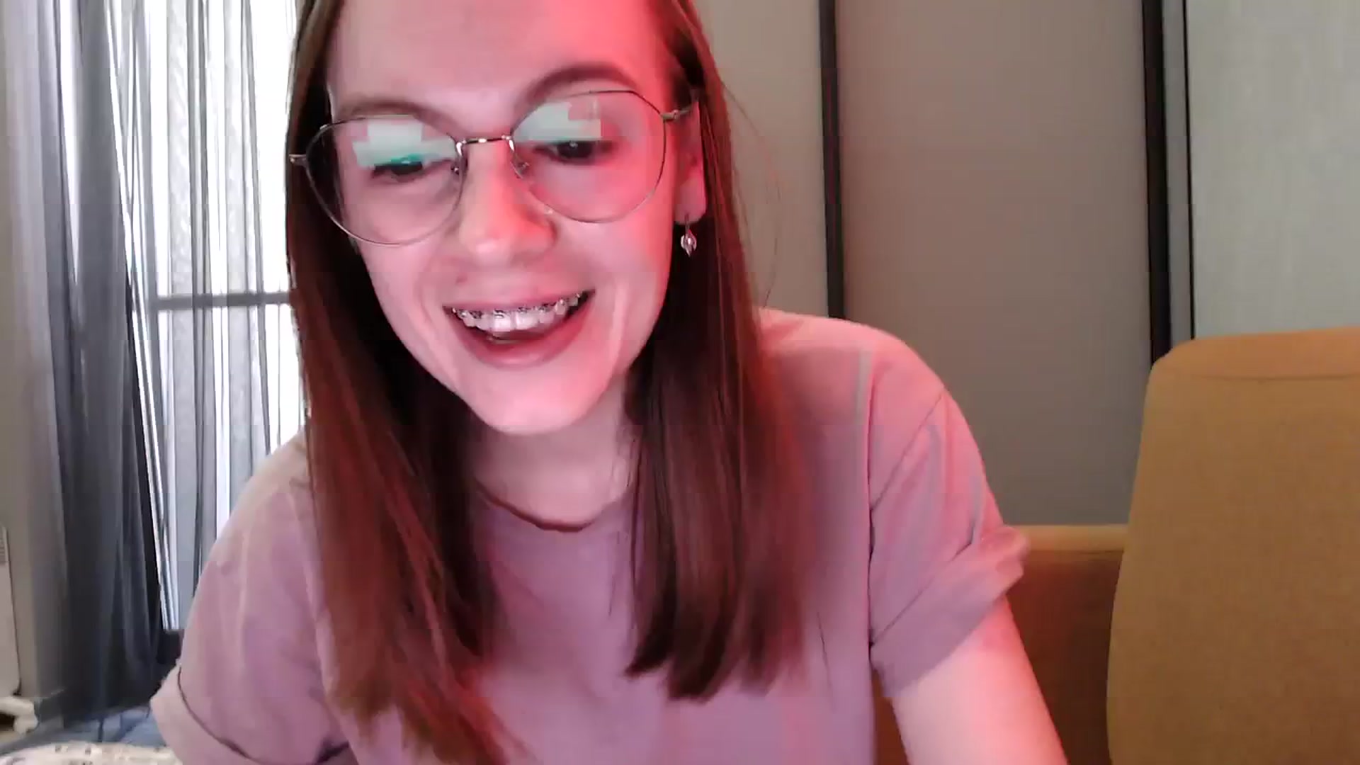 Gallery image thumbnail from Ammeliy's myfreecams stream on, 09/17/2023, 13:01 image 1 of 20