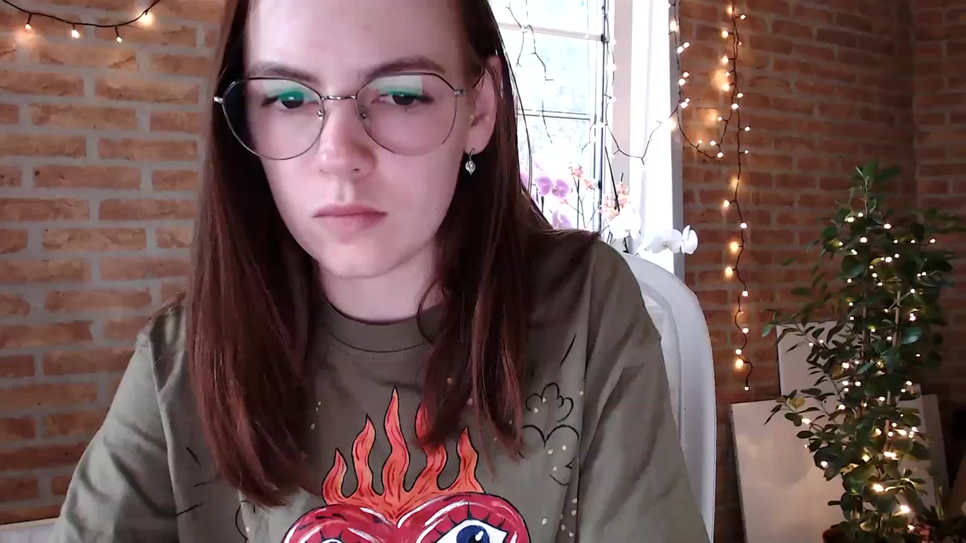 Gallery image thumbnail from Ammeliy's myfreecams stream on, 09/28/2023, 11:53 image 8 of 20