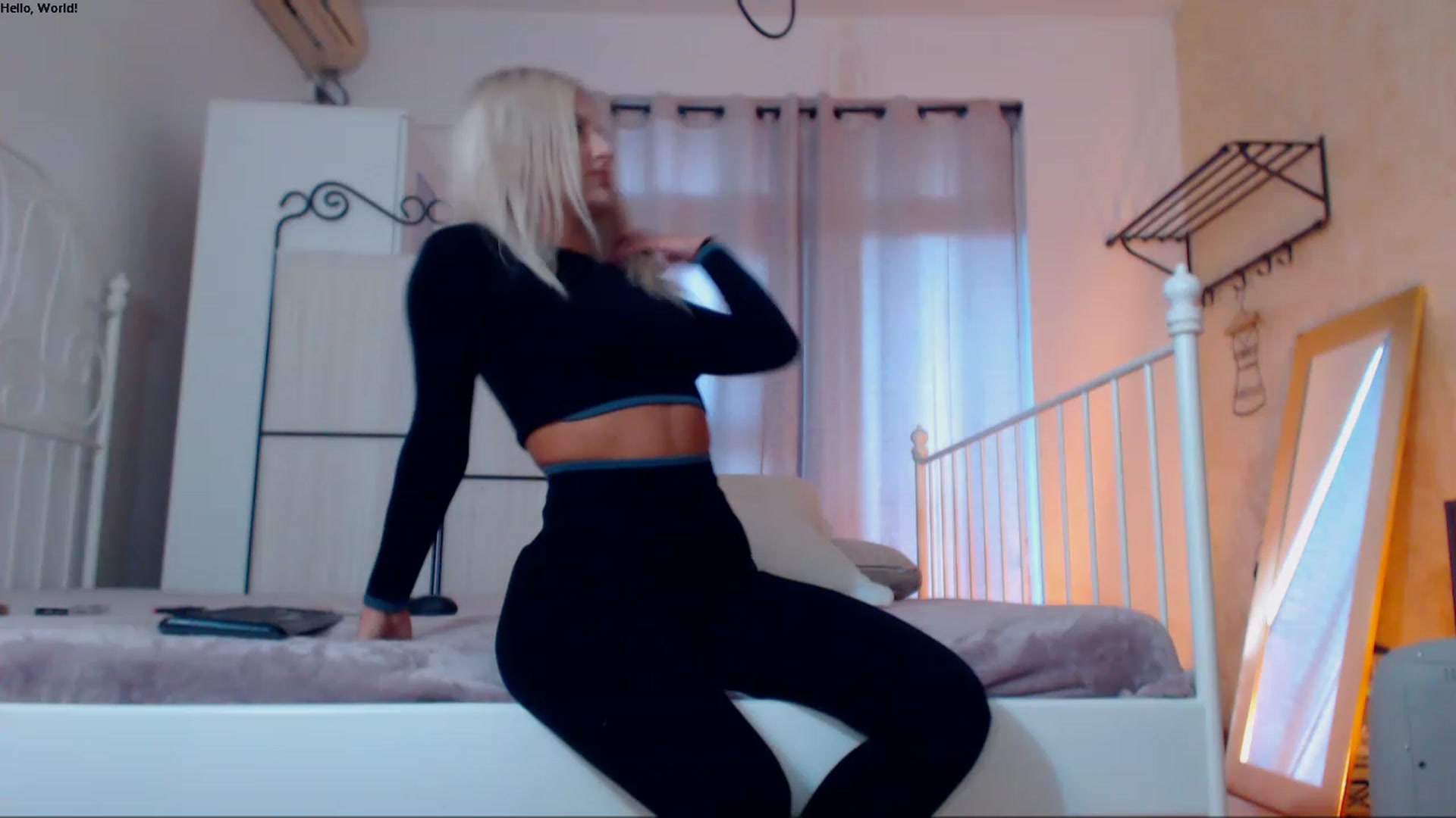 Gallery image thumbnail from Ammellyaxo's myfreecams stream on, 12/12/2022, 14:42 image 7 of 20