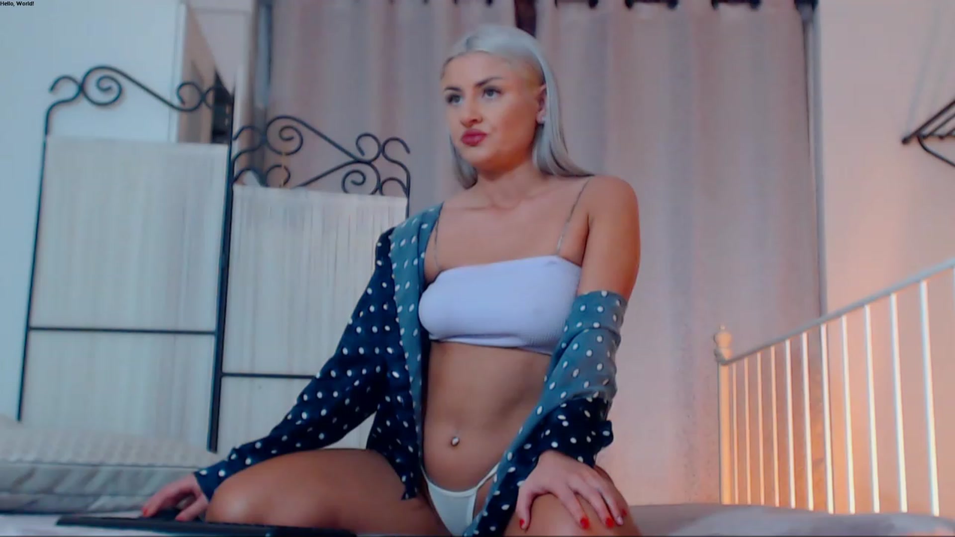 Gallery image thumbnail from Ammellyaxo's myfreecams stream on, 12/19/2022, 14:48 image 18 of 20