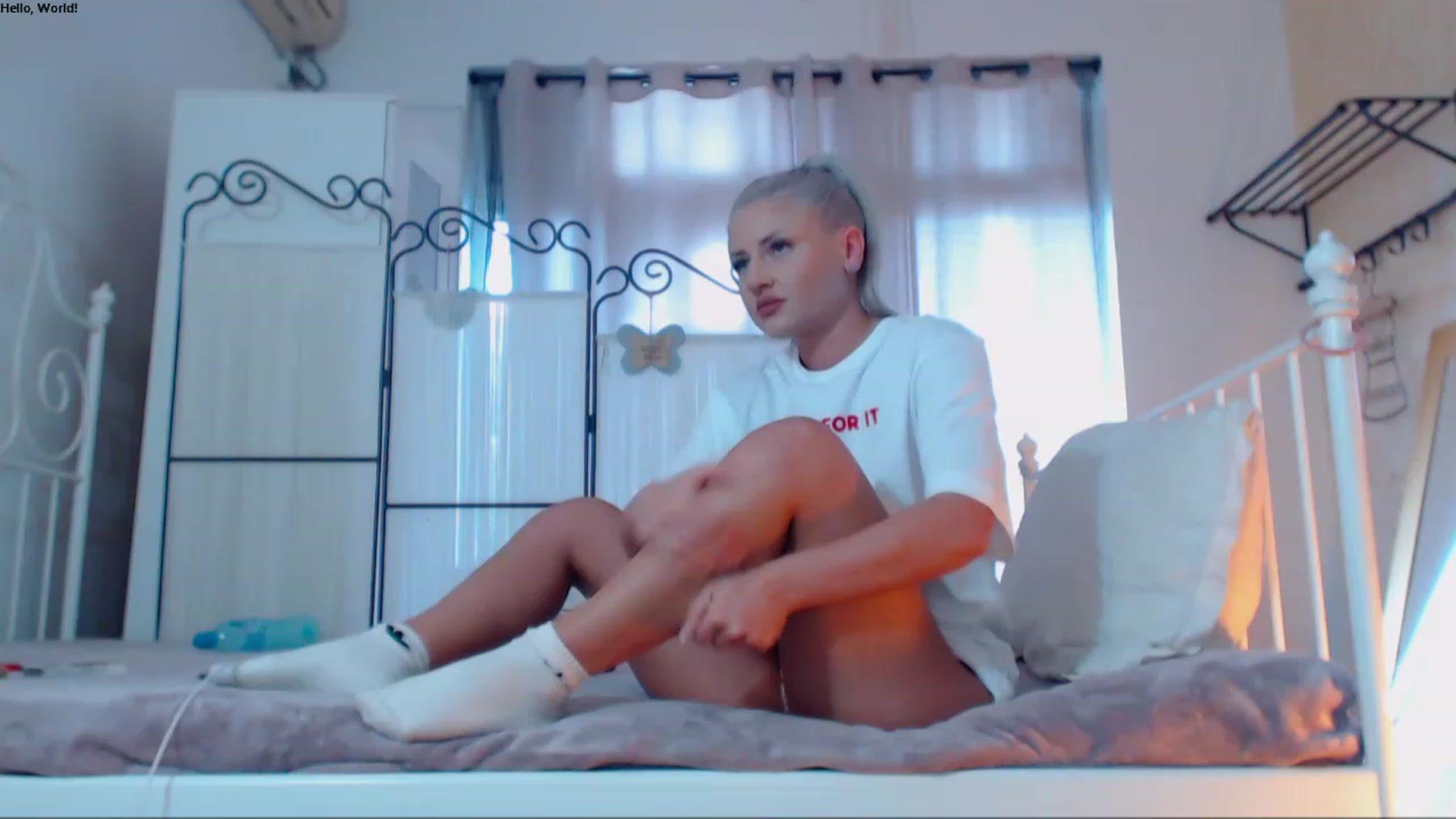 Gallery image thumbnail from Ammellyaxo's myfreecams stream on, 02/06/2023, 12:50 image 17 of 20