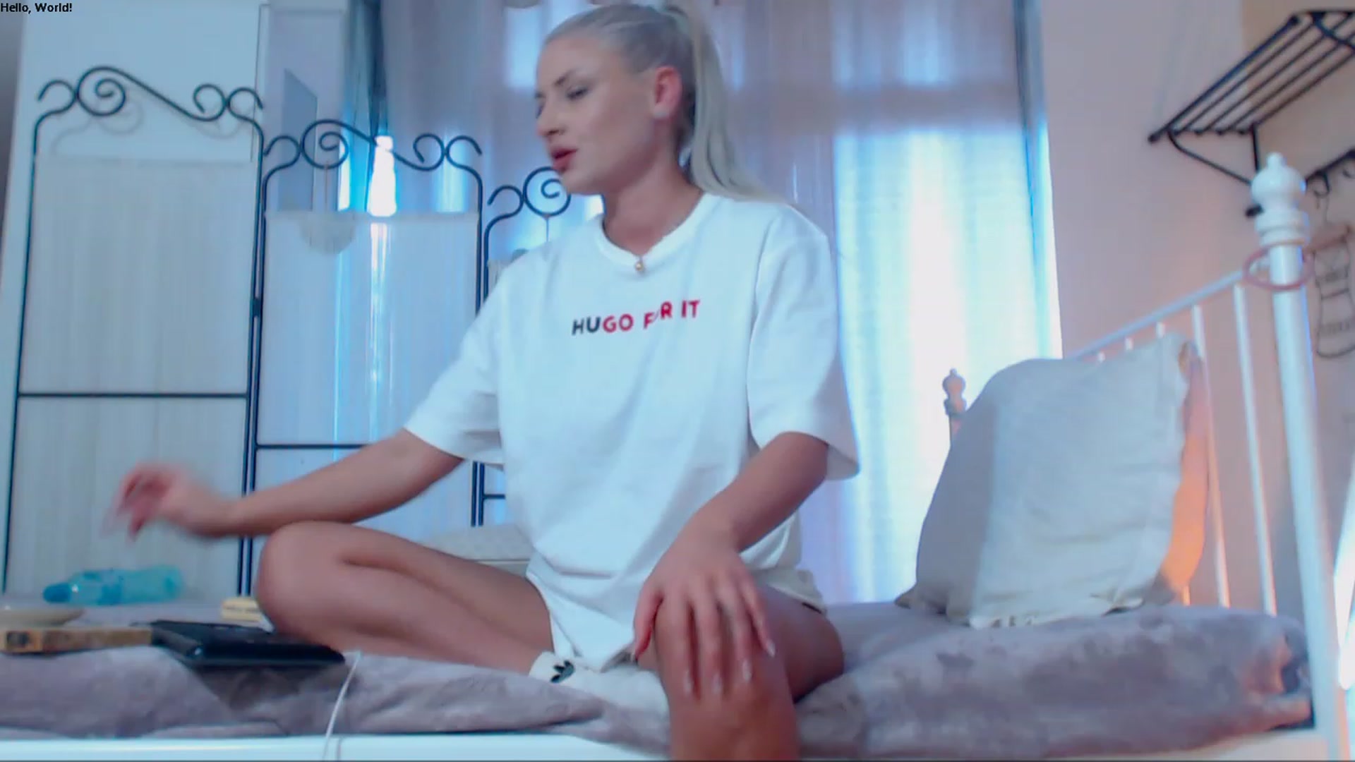 Gallery image thumbnail from Ammellyaxo's myfreecams stream on, 02/06/2023, 14:31 image 6 of 20