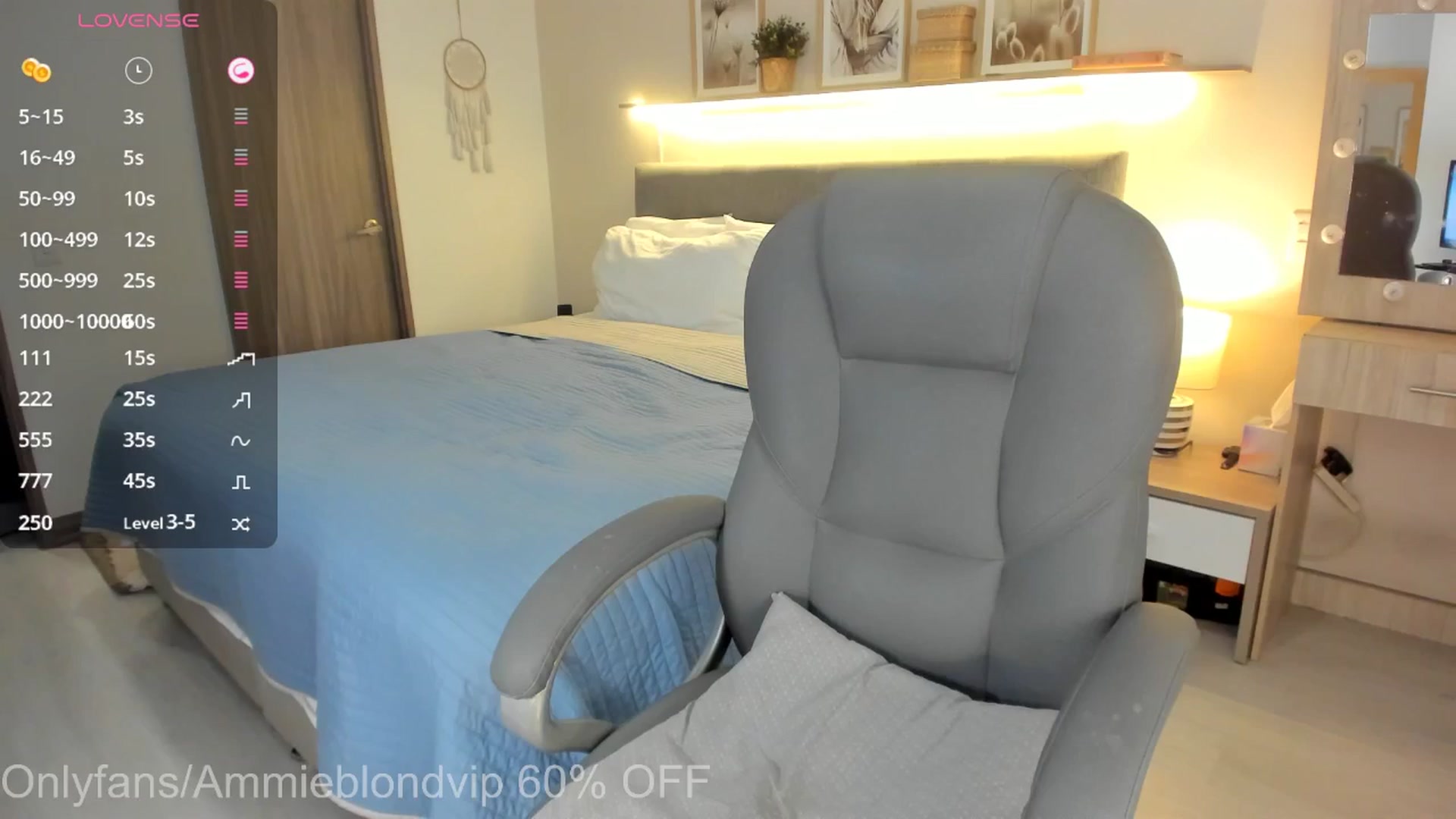 Gallery image thumbnail from Ammieblond's myfreecams stream on, 04/14/2026, 24:50 image 10 of 20