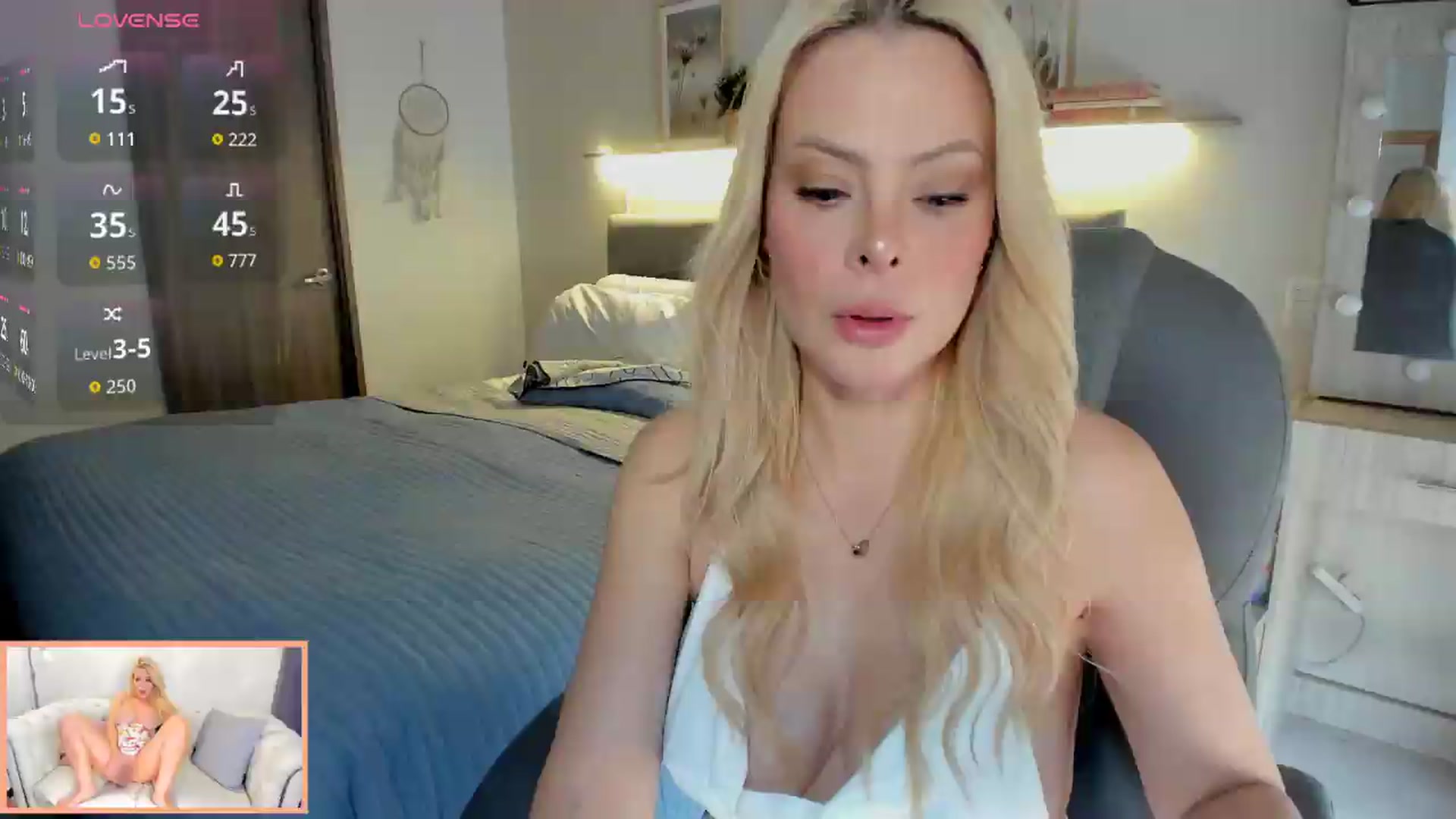 Gallery image thumbnail from Ammieblond's myfreecams stream on, 08/24/2026, 20:36 image 7 of 20