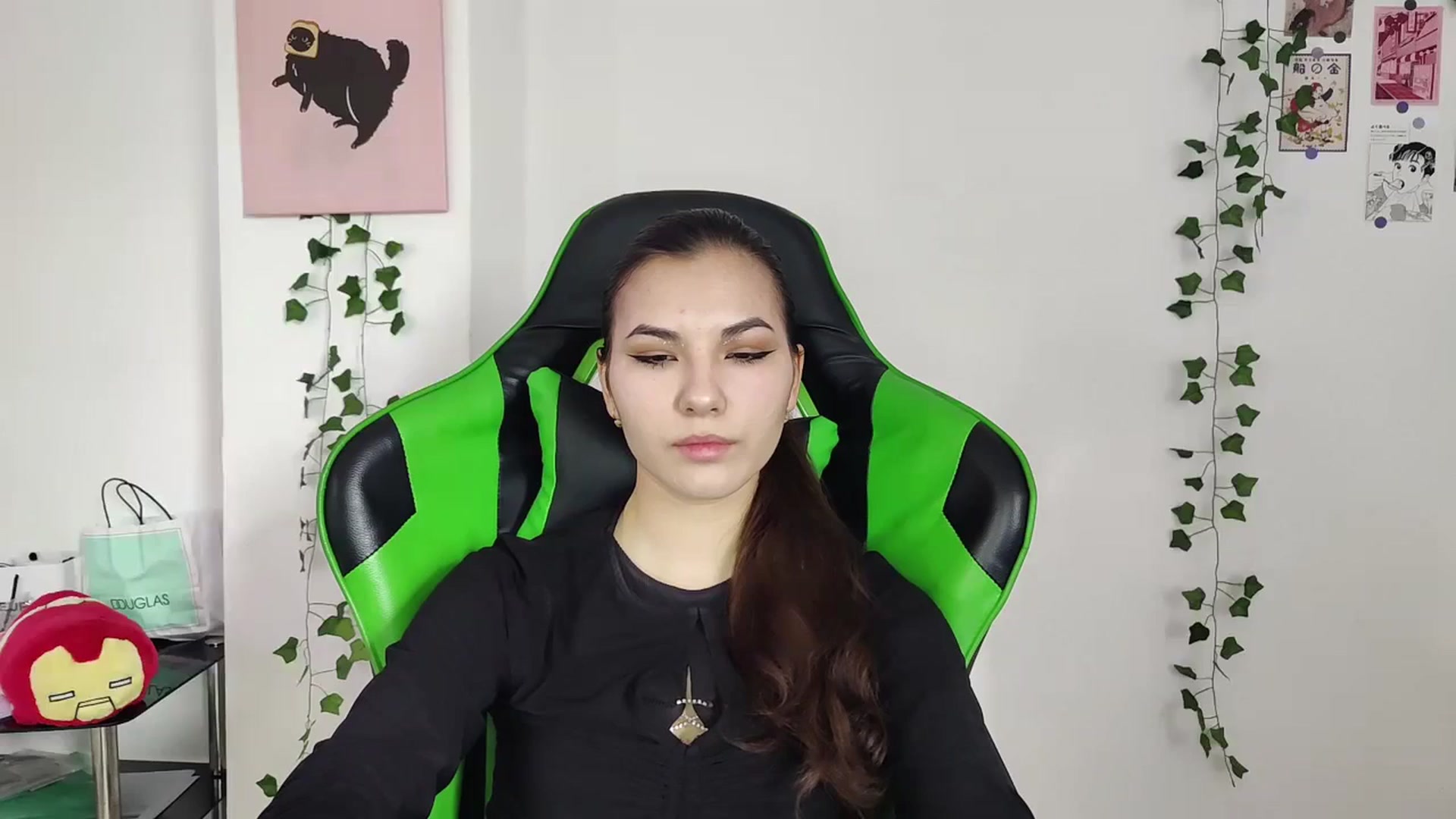 Gallery image thumbnail from AmnesiaGirl1's myfreecams stream on, 03/29/2024, 12:11 image 6 of 20