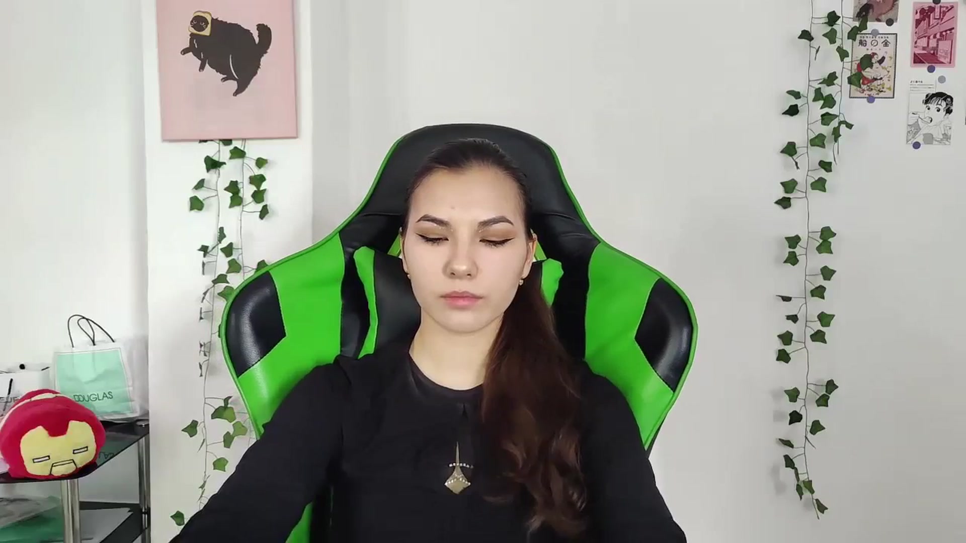Gallery image thumbnail from AmnesiaGirl1's myfreecams stream on, 03/29/2024, 12:11 image 15 of 20