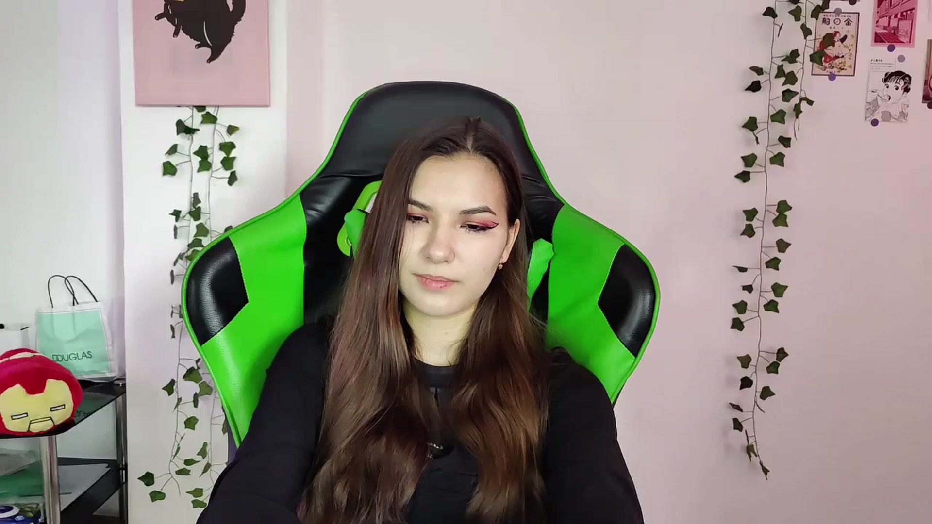 Gallery image thumbnail from AmnesiaGirl1's myfreecams stream on, 04/01/2024, 13:34 image 16 of 20