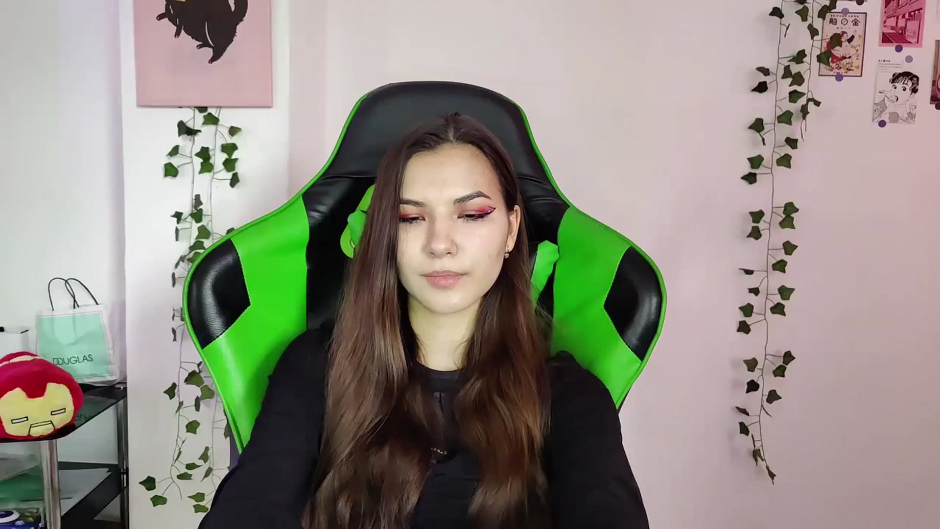 Gallery image thumbnail from AmnesiaGirl1's myfreecams stream on, 04/01/2024, 13:34 image 17 of 20