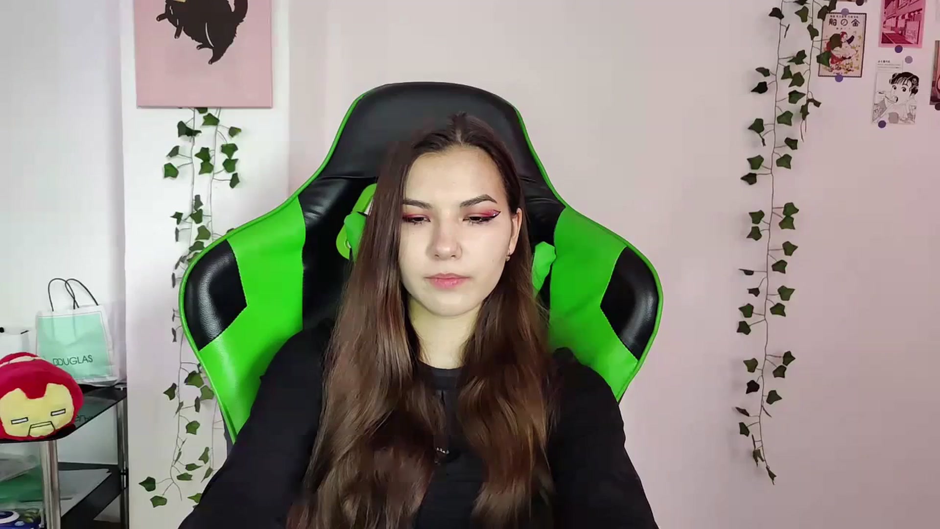 Gallery image thumbnail from AmnesiaGirl1's myfreecams stream on, 04/01/2024, 13:34 image 4 of 20