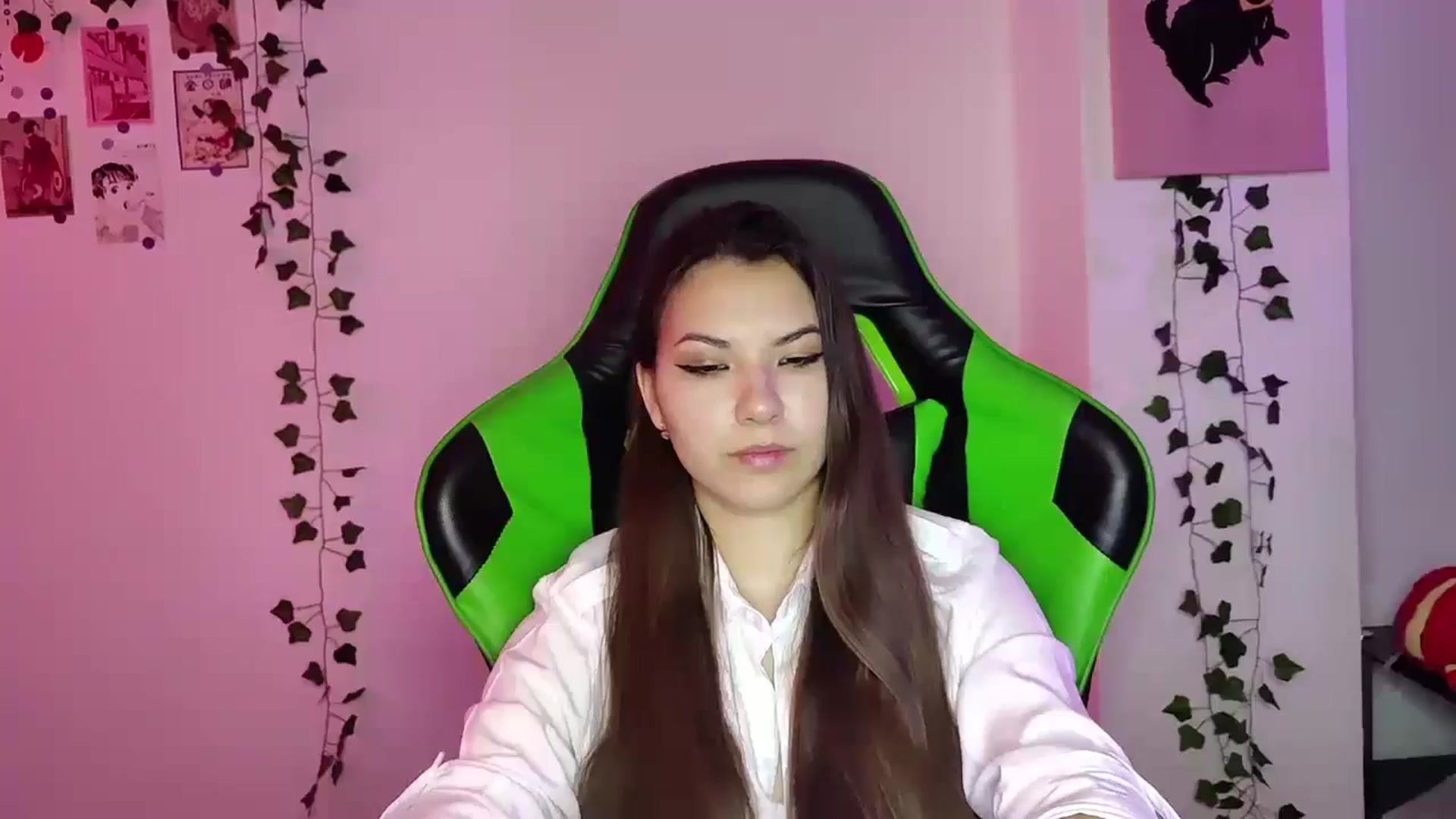 Gallery image thumbnail from AmnesiaGirl1's myfreecams stream on, 05/02/2024, 19:07 image 14 of 20