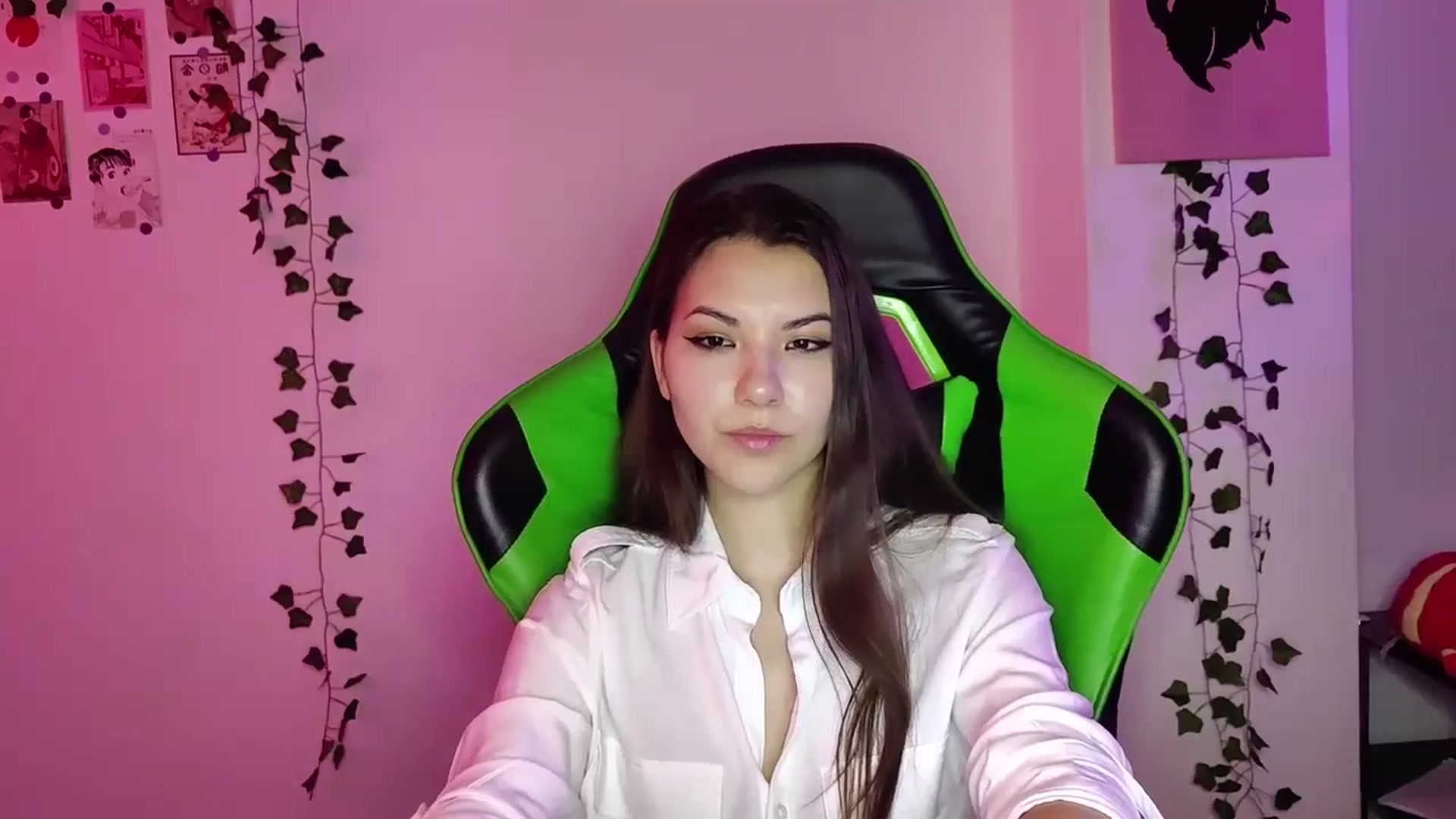 Gallery image thumbnail from AmnesiaGirl1's myfreecams stream on, 05/02/2024, 20:17 image 17 of 20