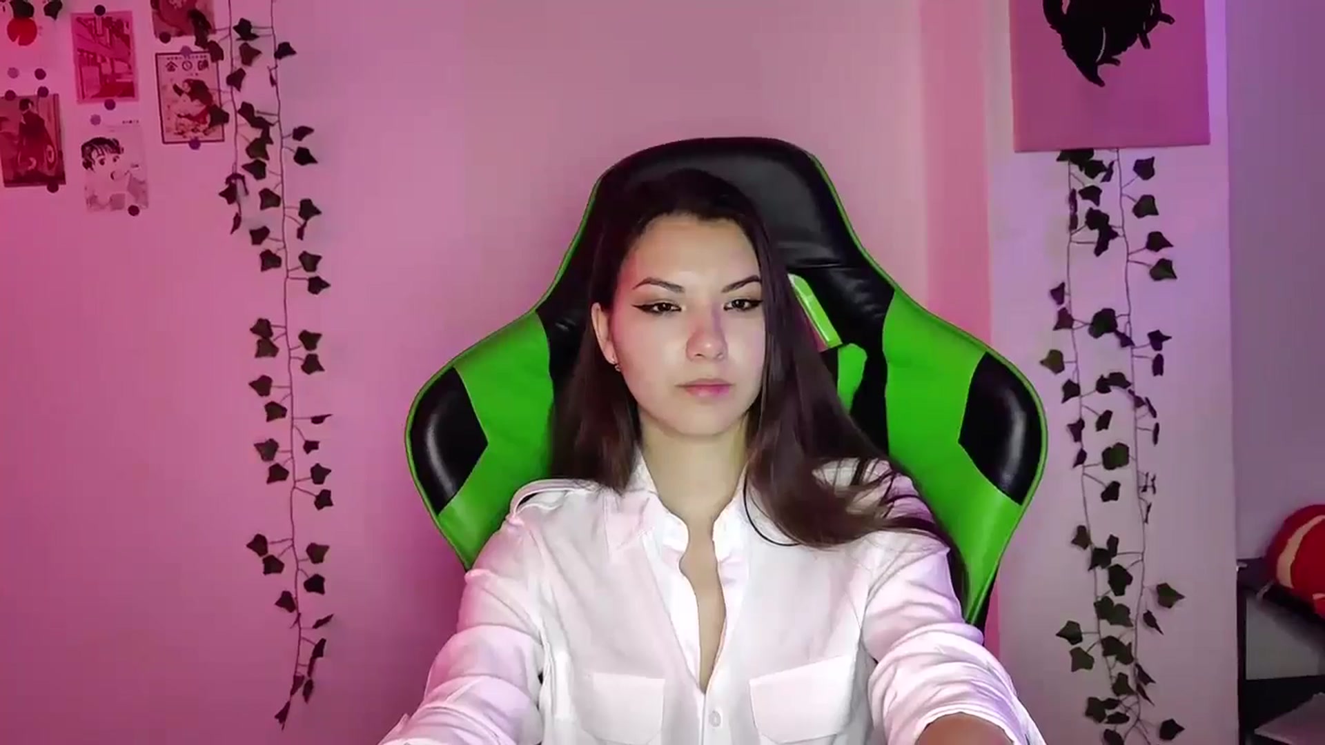 Gallery image thumbnail from AmnesiaGirl1's myfreecams stream on, 05/02/2024, 20:17 image 11 of 20