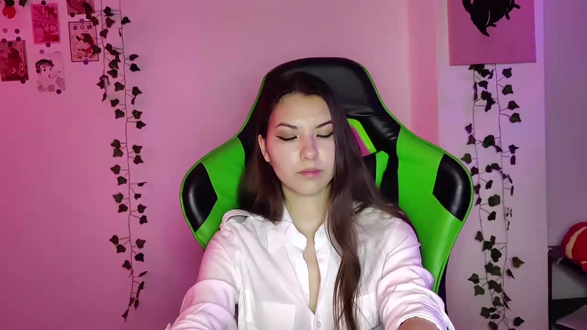 Gallery image thumbnail from AmnesiaGirl1's myfreecams stream on, 05/02/2024, 20:17 image 19 of 20