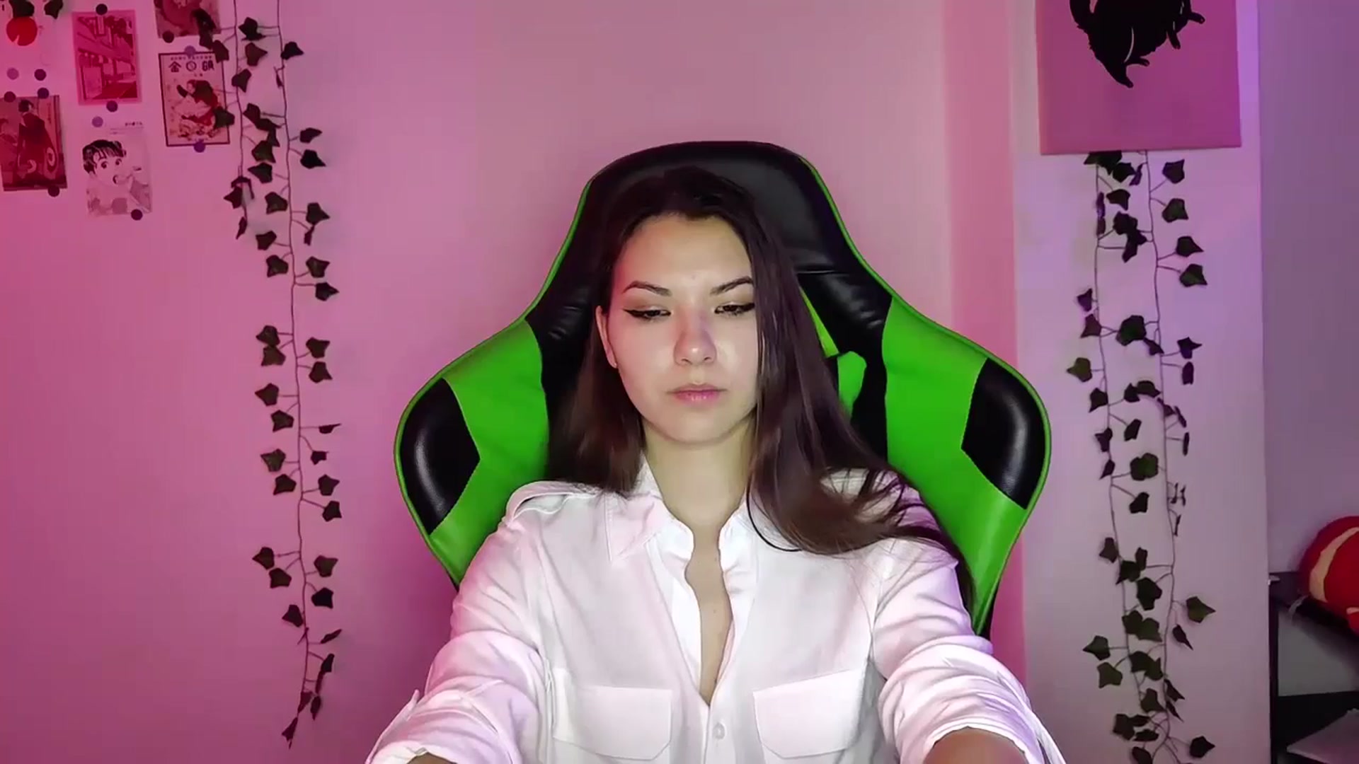 Gallery image thumbnail from AmnesiaGirl1's myfreecams stream on, 05/02/2024, 20:17 image 10 of 20