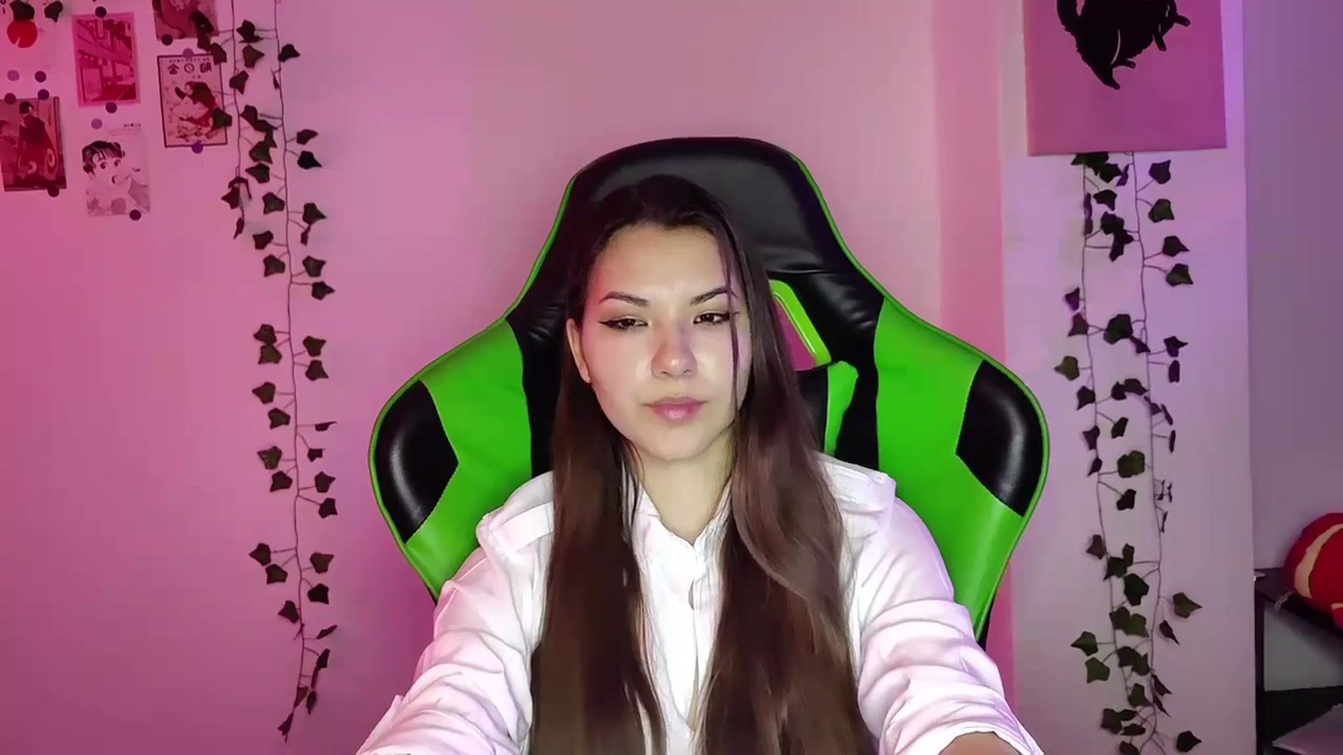 Gallery image thumbnail from AmnesiaGirl1's myfreecams stream on, 05/02/2024, 20:17 image 2 of 20