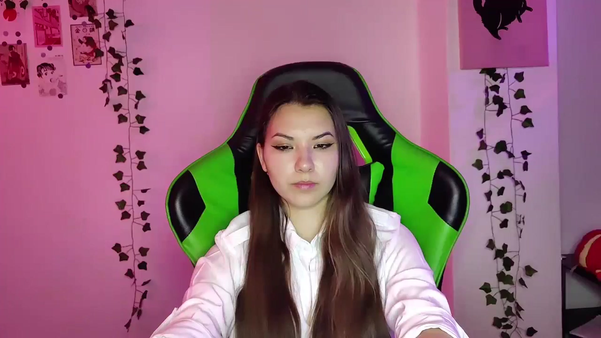 Gallery image thumbnail from AmnesiaGirl1's myfreecams stream on, 05/02/2024, 20:17 image 4 of 20