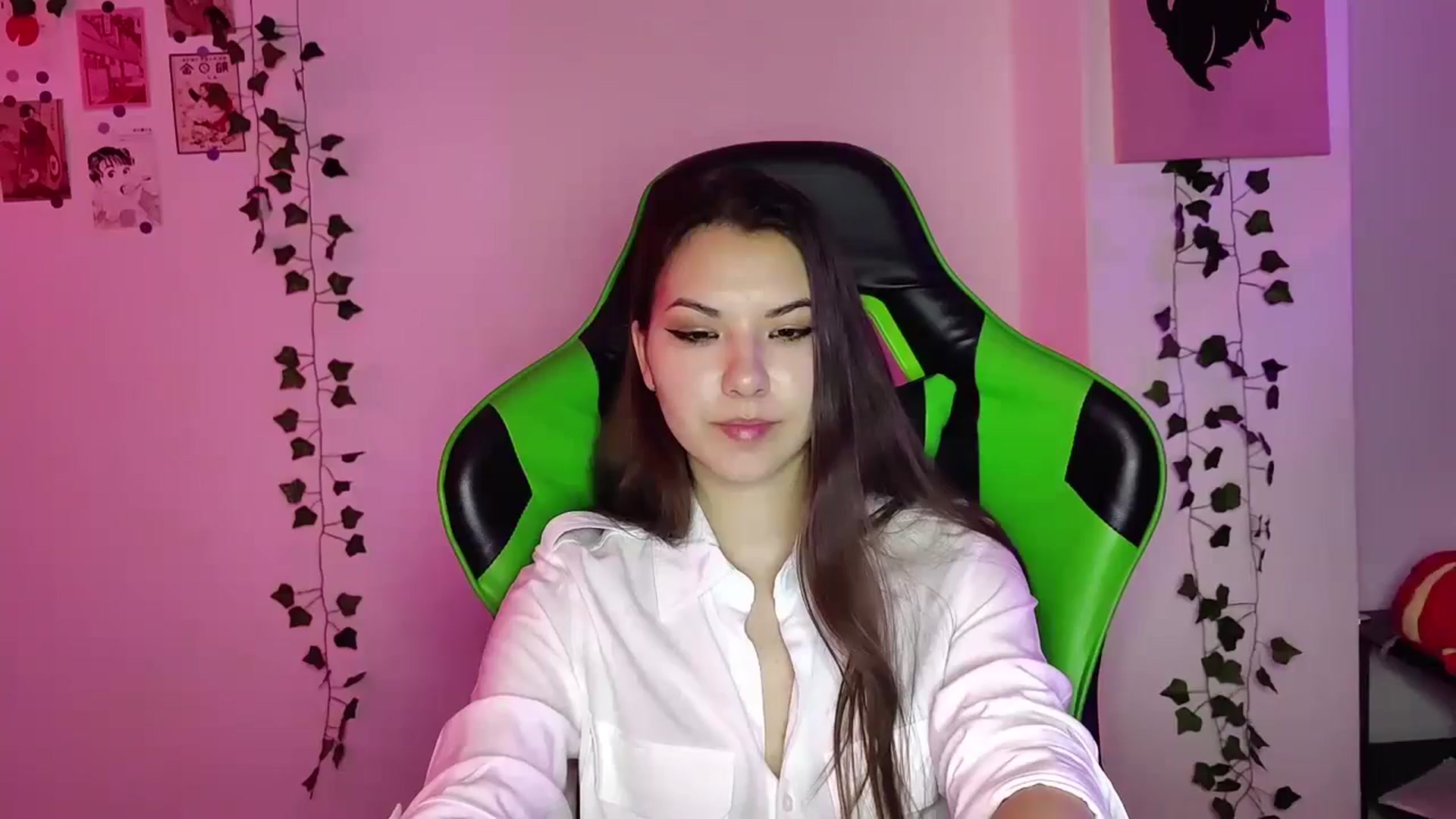 Gallery image thumbnail from AmnesiaGirl1's myfreecams stream on, 05/02/2024, 20:17 image 18 of 20