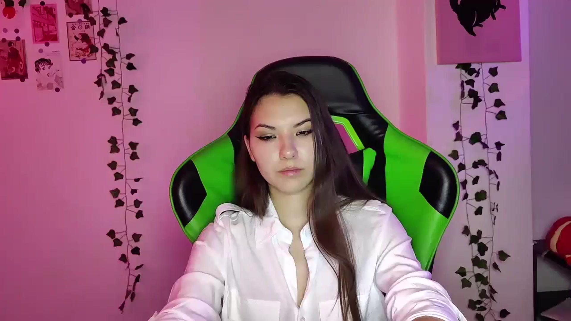 Gallery image thumbnail from AmnesiaGirl1's myfreecams stream on, 05/02/2024, 20:17 image 15 of 20