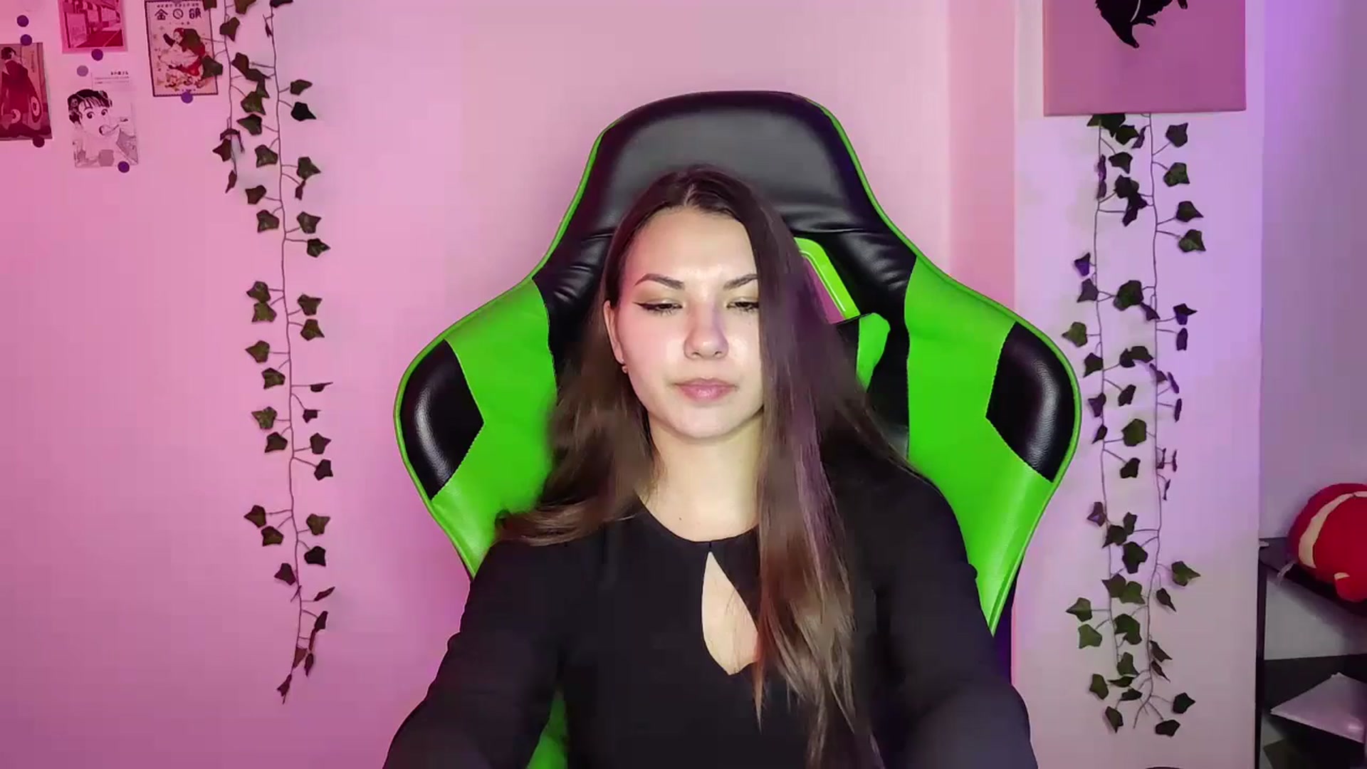 Gallery image thumbnail from AmnesiaGirl1's myfreecams stream on, 05/03/2024, 20:00 image 17 of 20