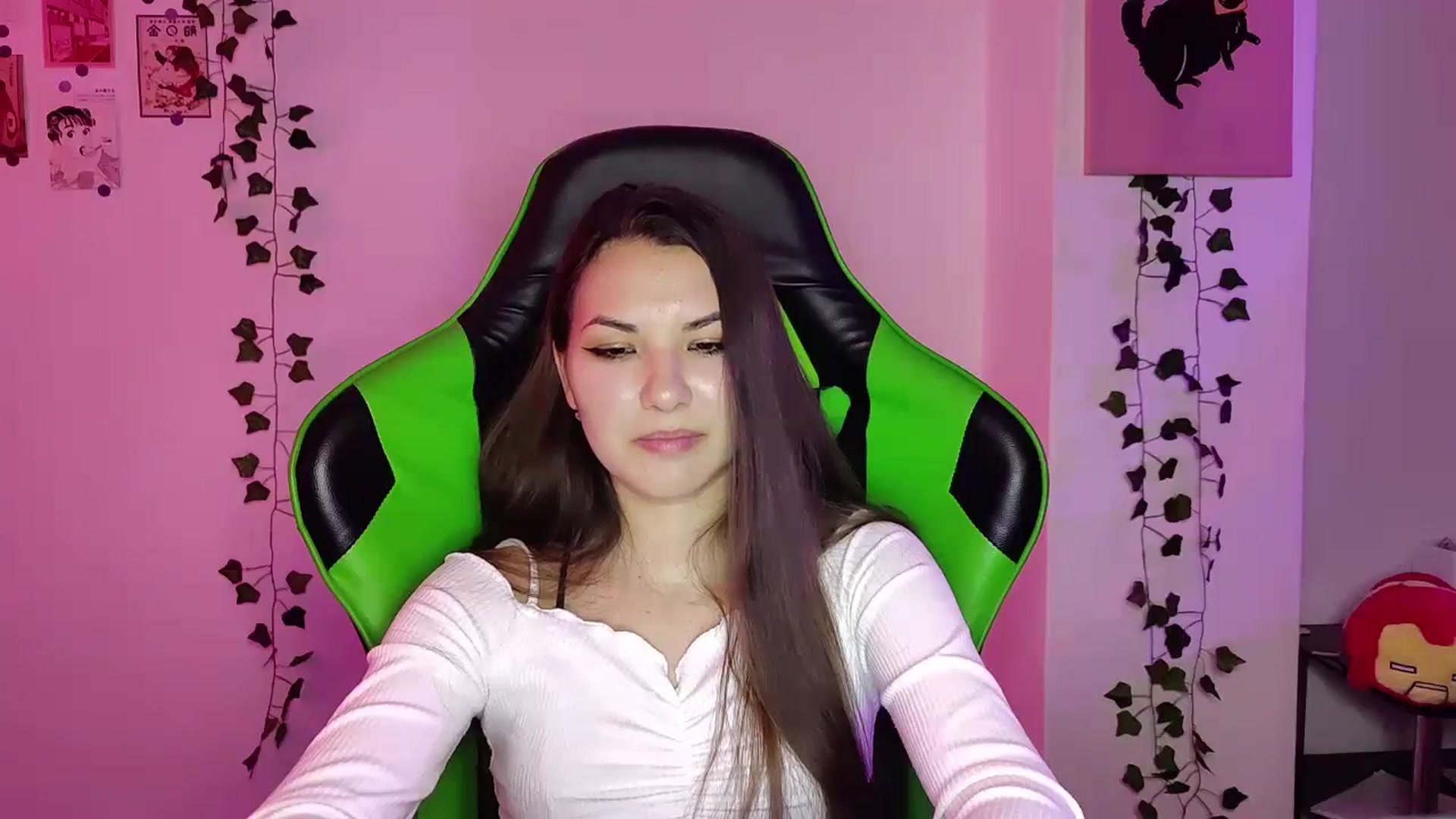 Gallery image thumbnail from AmnesiaGirl1's myfreecams stream on, 05/04/2024, 20:15 image 14 of 20