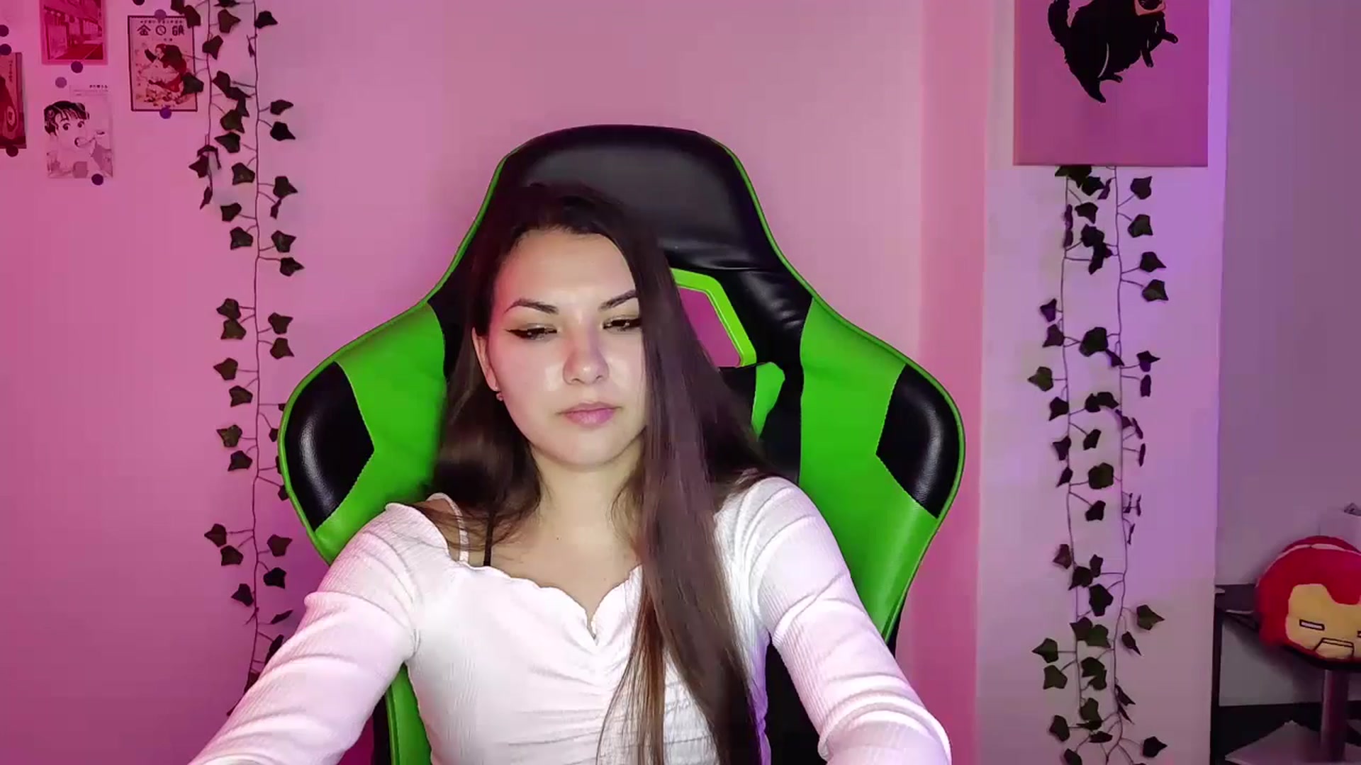 Gallery image thumbnail from AmnesiaGirl1's myfreecams stream on, 05/04/2024, 20:15 image 4 of 20