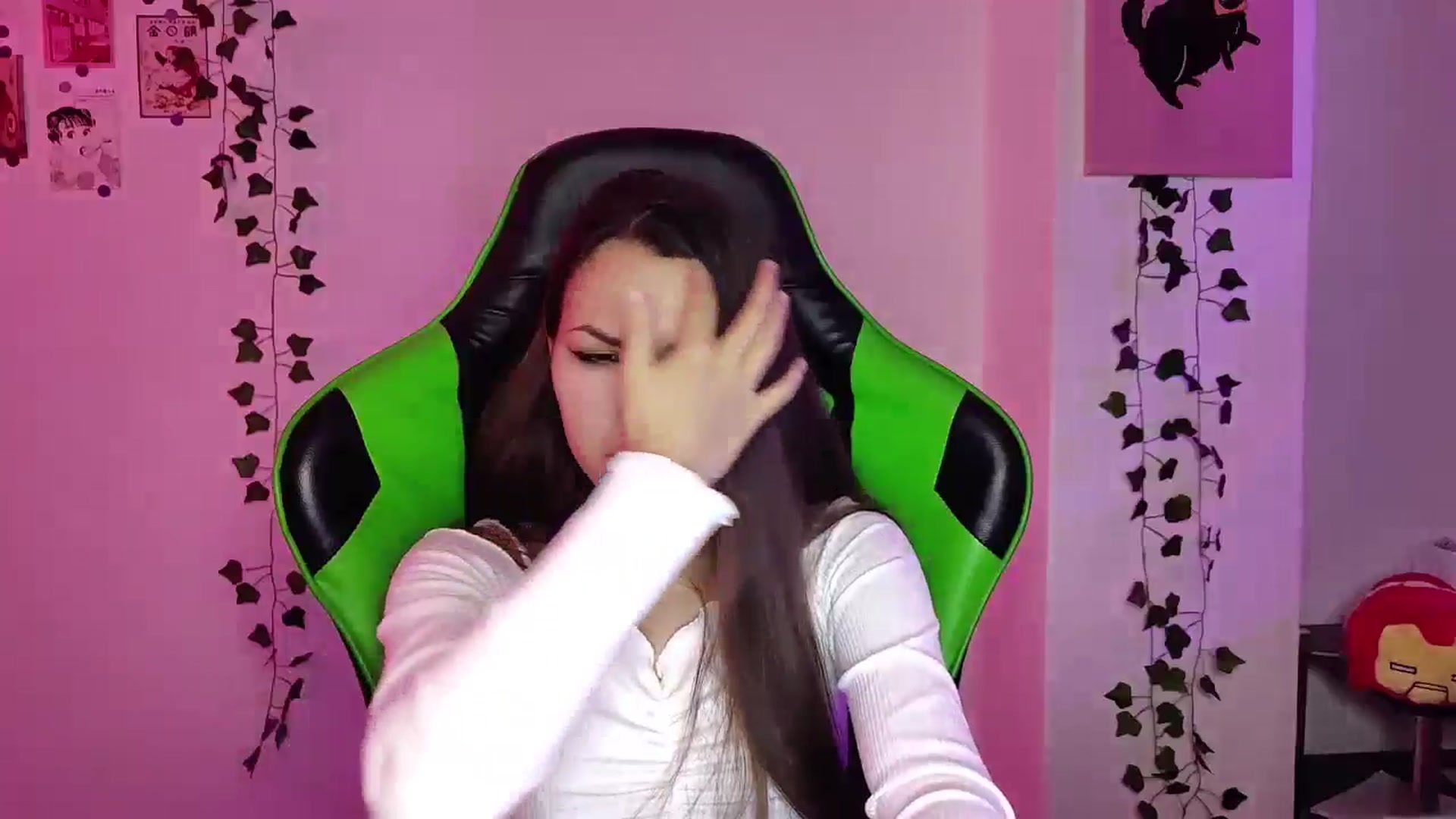 Gallery image thumbnail from AmnesiaGirl1's myfreecams stream on, 05/04/2024, 20:15 image 11 of 20