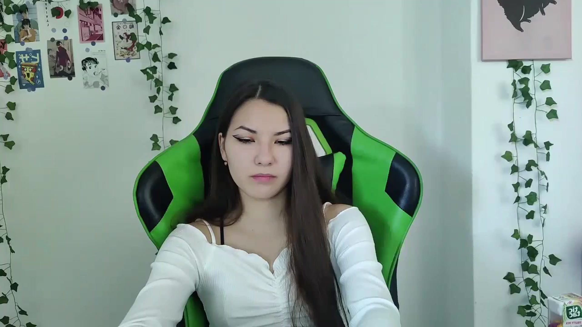 Gallery image thumbnail from AmnesiaGirl1's myfreecams stream on, 05/12/2024, 14:17 image 7 of 20