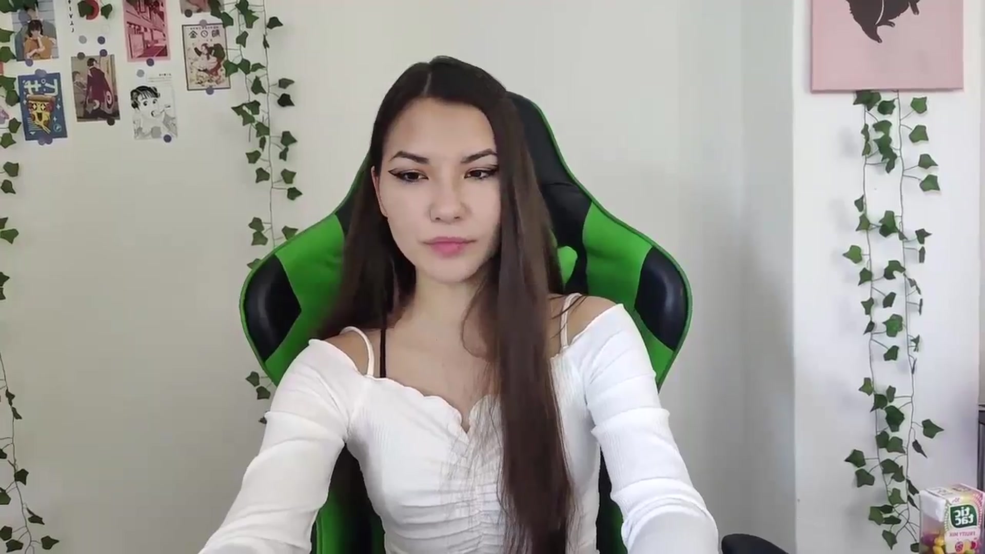 Gallery image thumbnail from AmnesiaGirl1's myfreecams stream on, 05/12/2024, 14:17 image 20 of 20