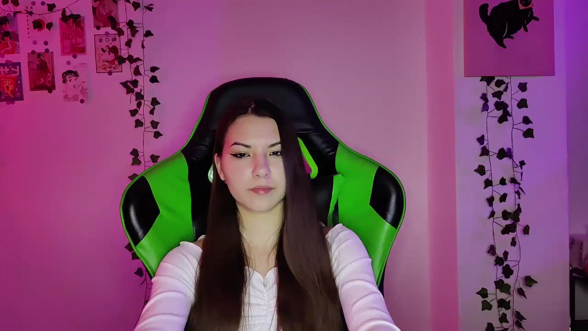 Gallery image thumbnail from AmnesiaGirl1's myfreecams stream on, 05/15/2024, 20:50 image 13 of 20