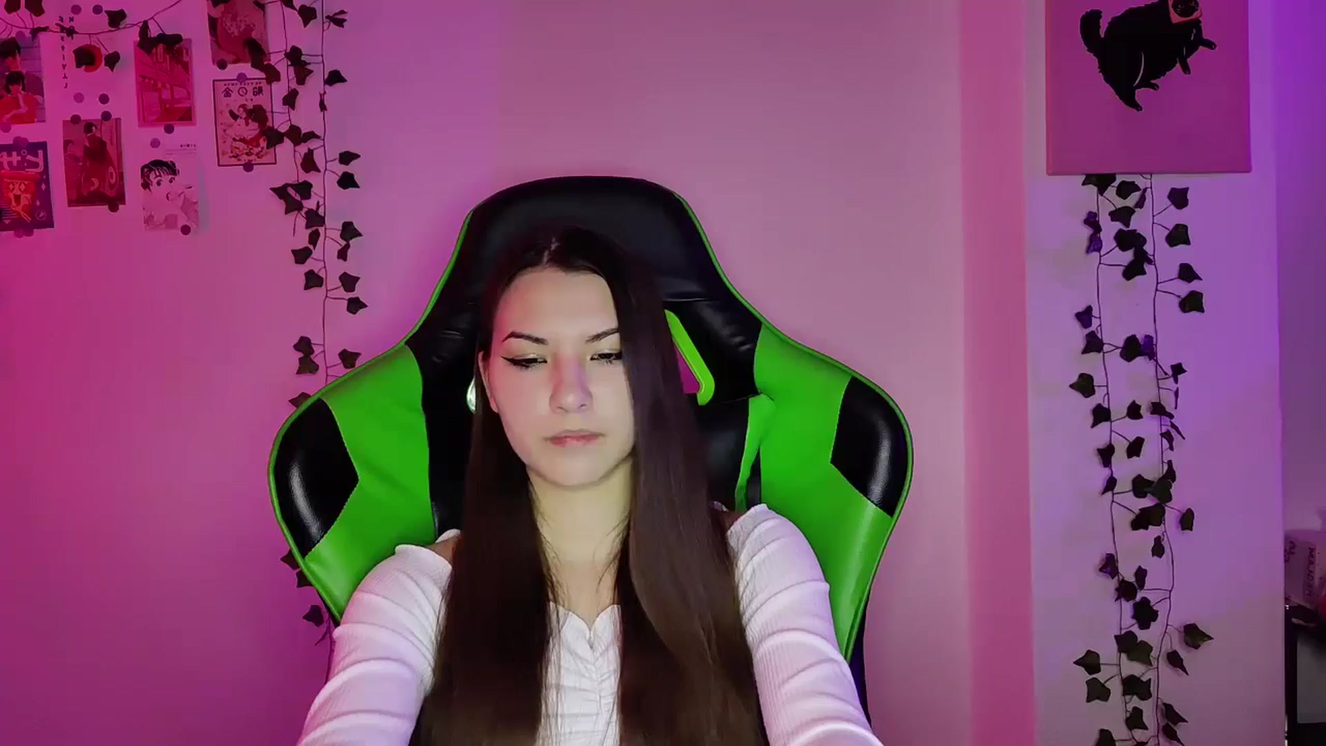 Gallery image thumbnail from AmnesiaGirl1's myfreecams stream on, 05/15/2024, 20:50 image 1 of 20