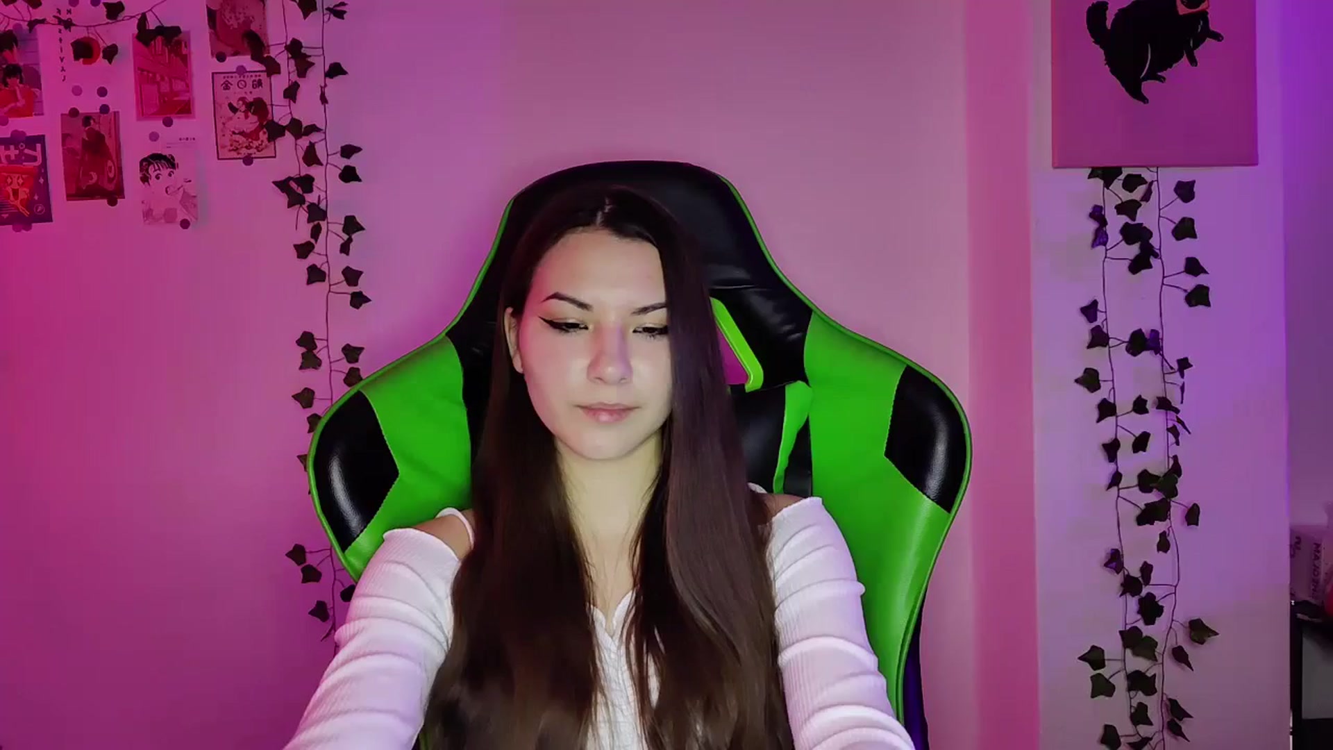 Gallery image thumbnail from AmnesiaGirl1's myfreecams stream on, 05/15/2024, 21:57 image 12 of 20