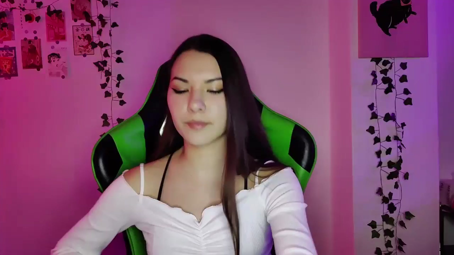 Gallery image thumbnail from AmnesiaGirl1's myfreecams stream on, 05/15/2024, 21:57 image 1 of 20