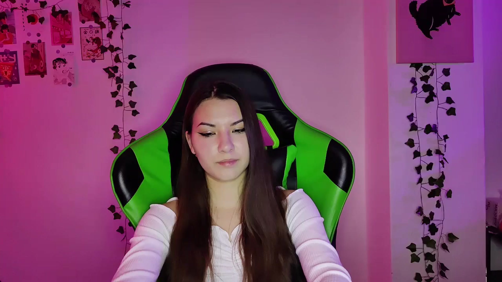 Gallery image thumbnail from AmnesiaGirl1's myfreecams stream on, 05/15/2024, 21:57 image 9 of 20