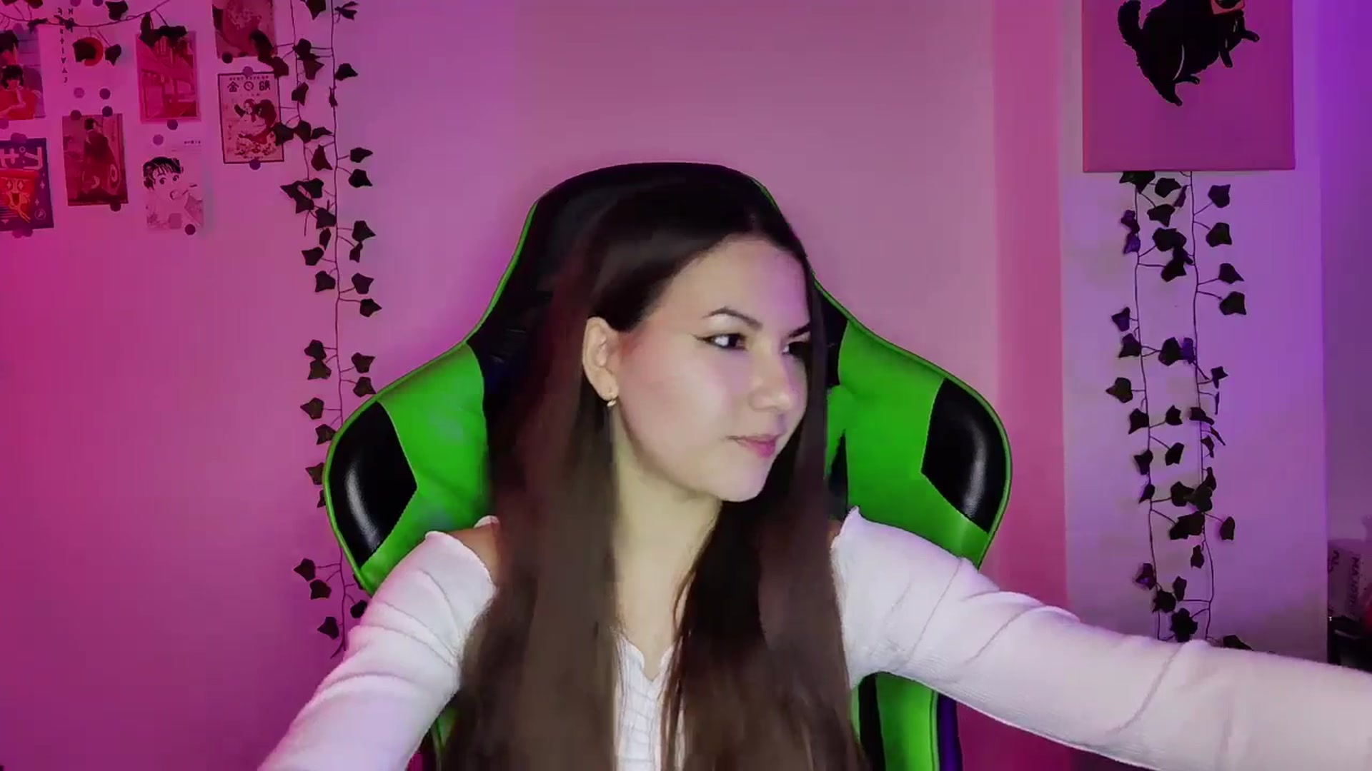 Gallery image thumbnail from AmnesiaGirl1's myfreecams stream on, 05/15/2024, 21:57 image 15 of 20